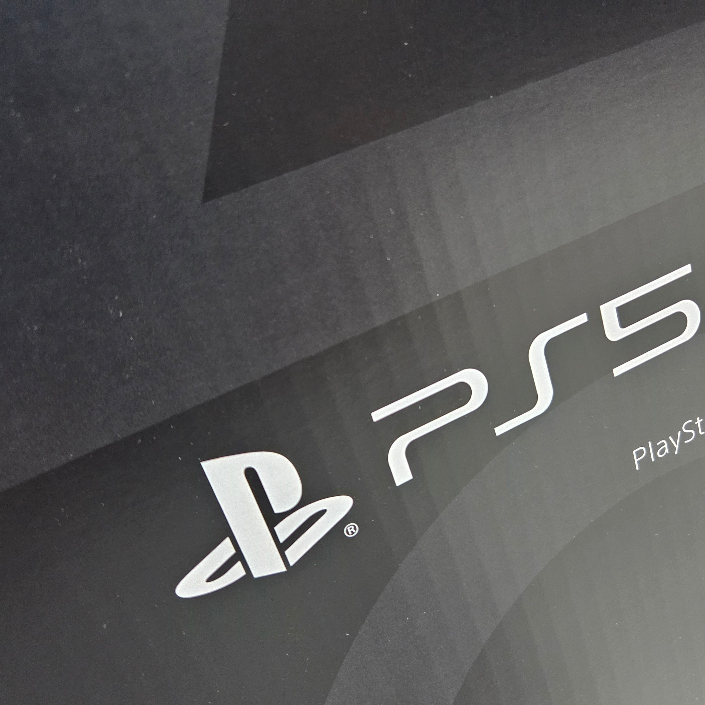 [7% 적립] PlayStation 5 Pro - 2TB 착용 스타일