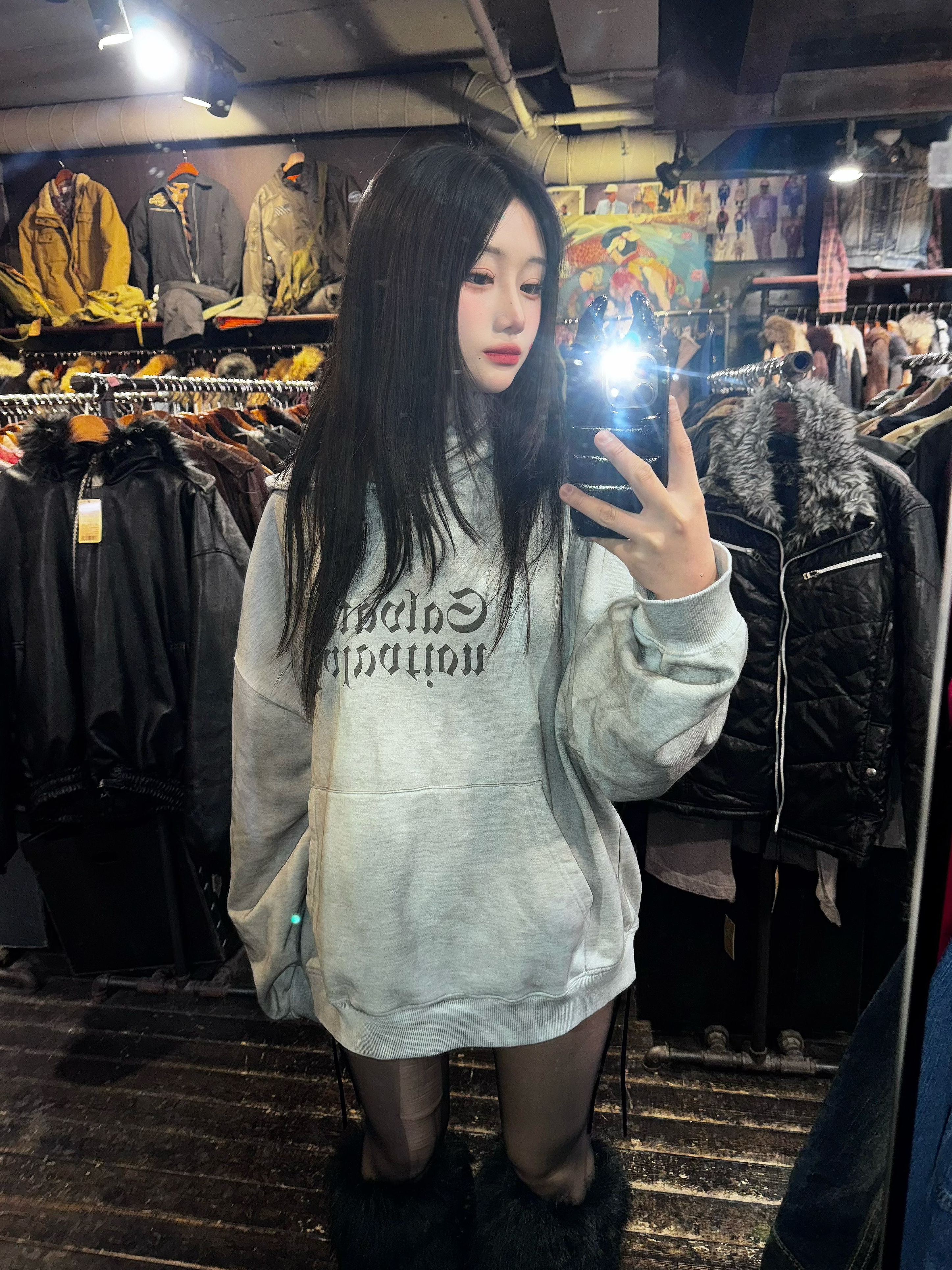 PHOS333 Stain Washed Hoodie 착용 스타일