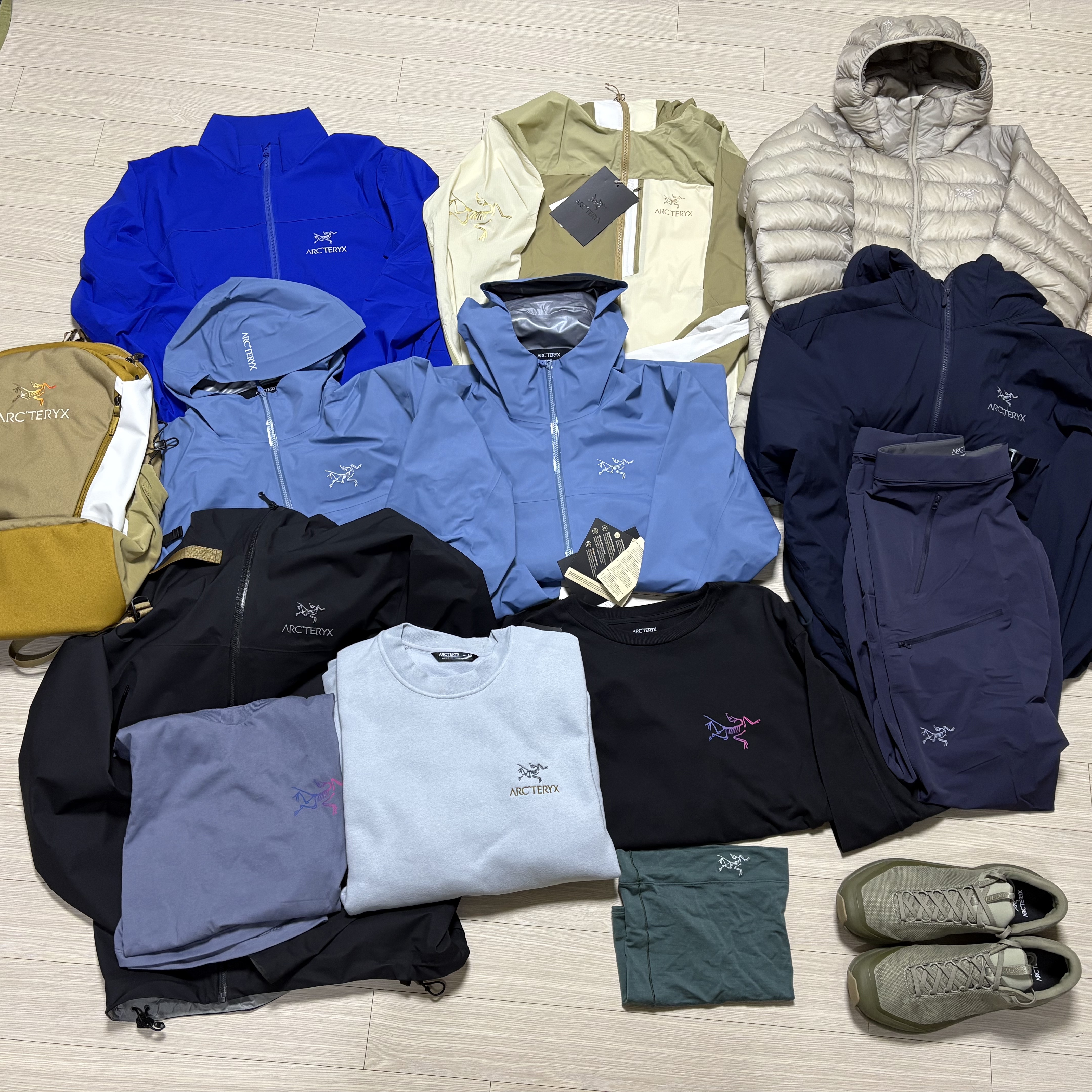 Arc'teryx Konseal 15 Backpack Forage, Arc'teryx Mantis 1 Waistpack Rune 착용 스타일 - 5