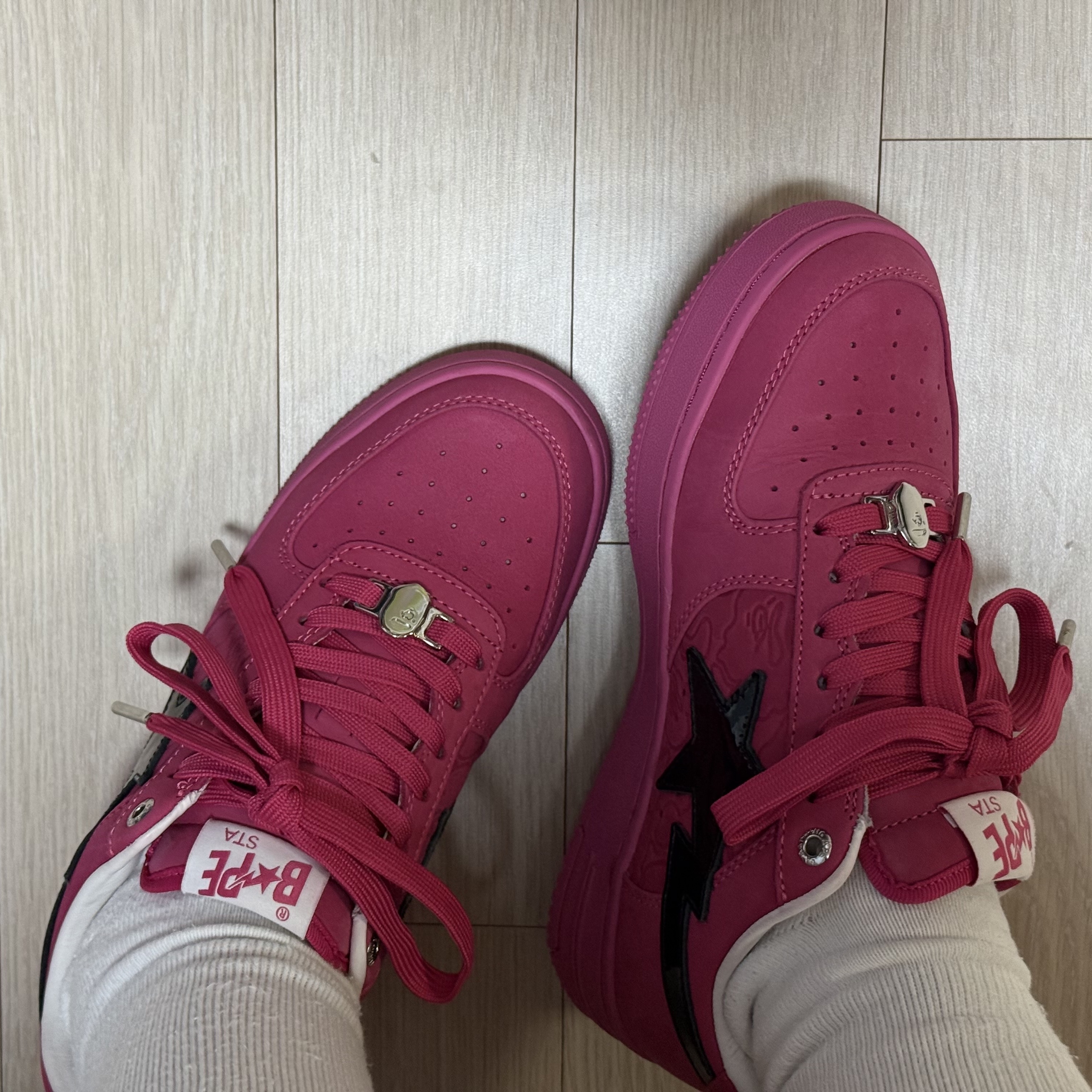BAPE Sta #4 Pink 착용 스타일
