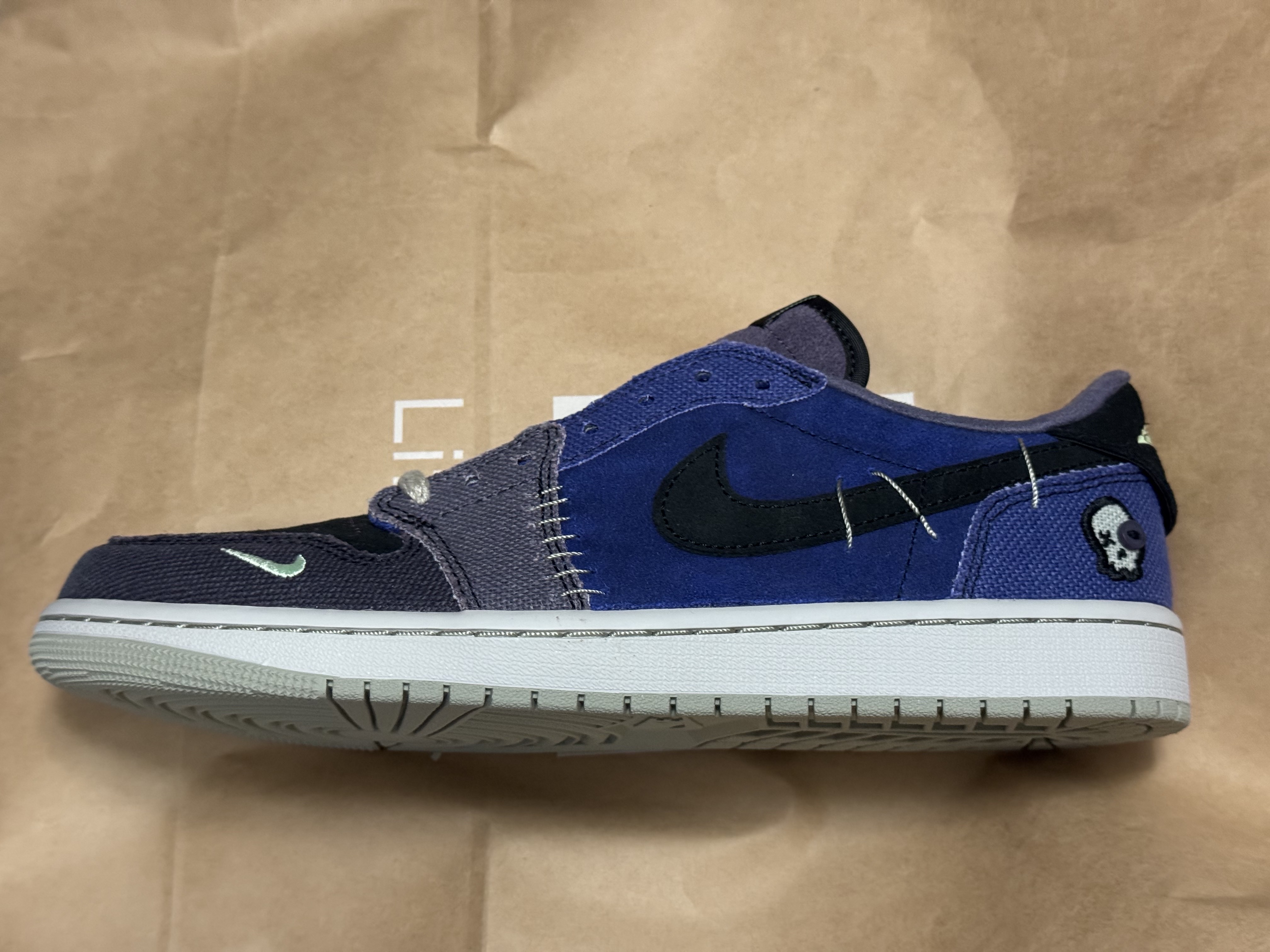 Jordan 1 x Zion Williamson Retro Low OG Regency Purple and Dark Raisin 착용 스타일