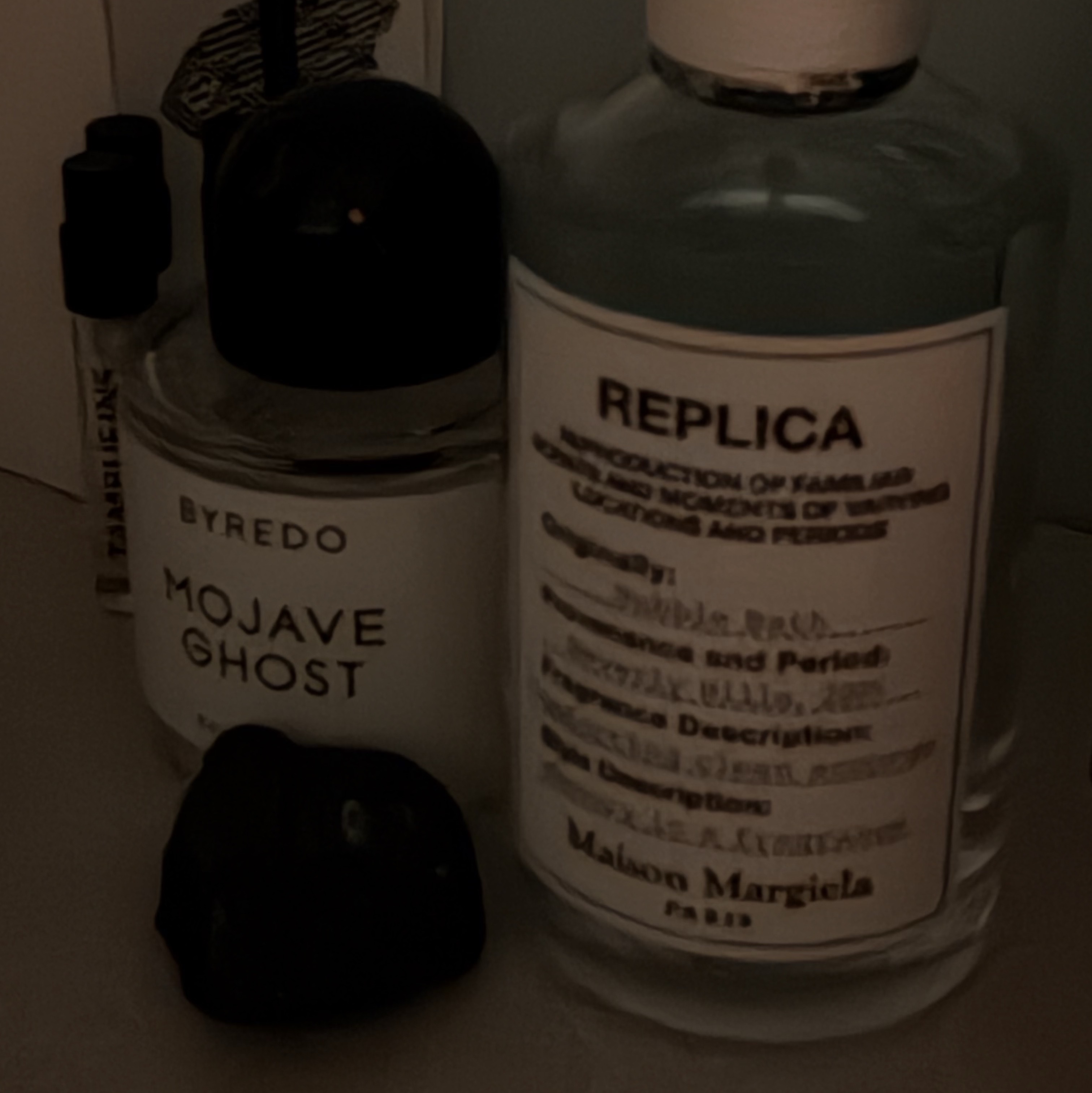 Arc'teryx Squamish Hoody Black, (W) Diesel Relaxed Jeans 1996 D-Sire Light Blue 착용 스타일 - 2