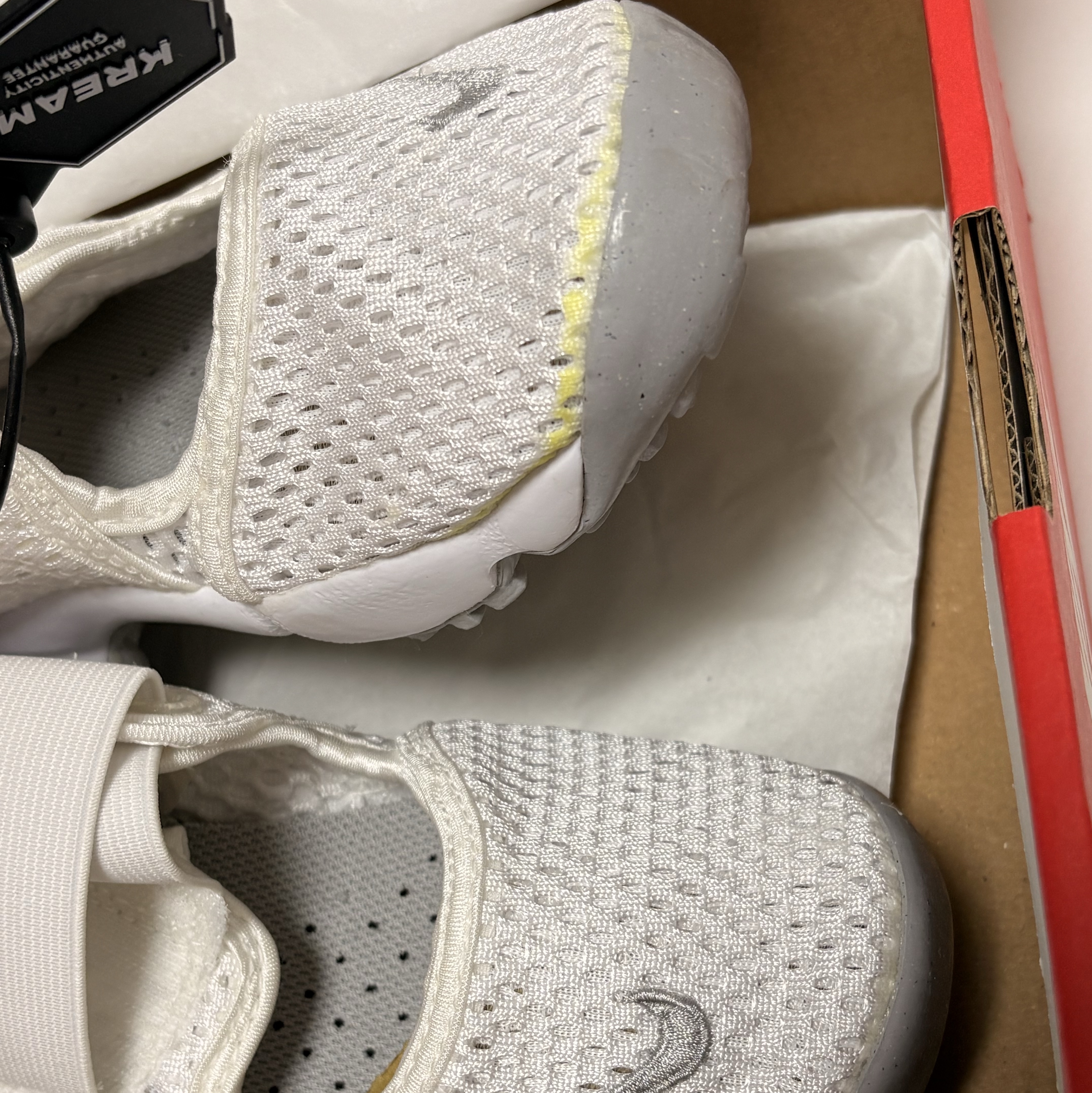 (GS/PS) Nike Air Rift White Wolf Grey 착용 스타일 - 1