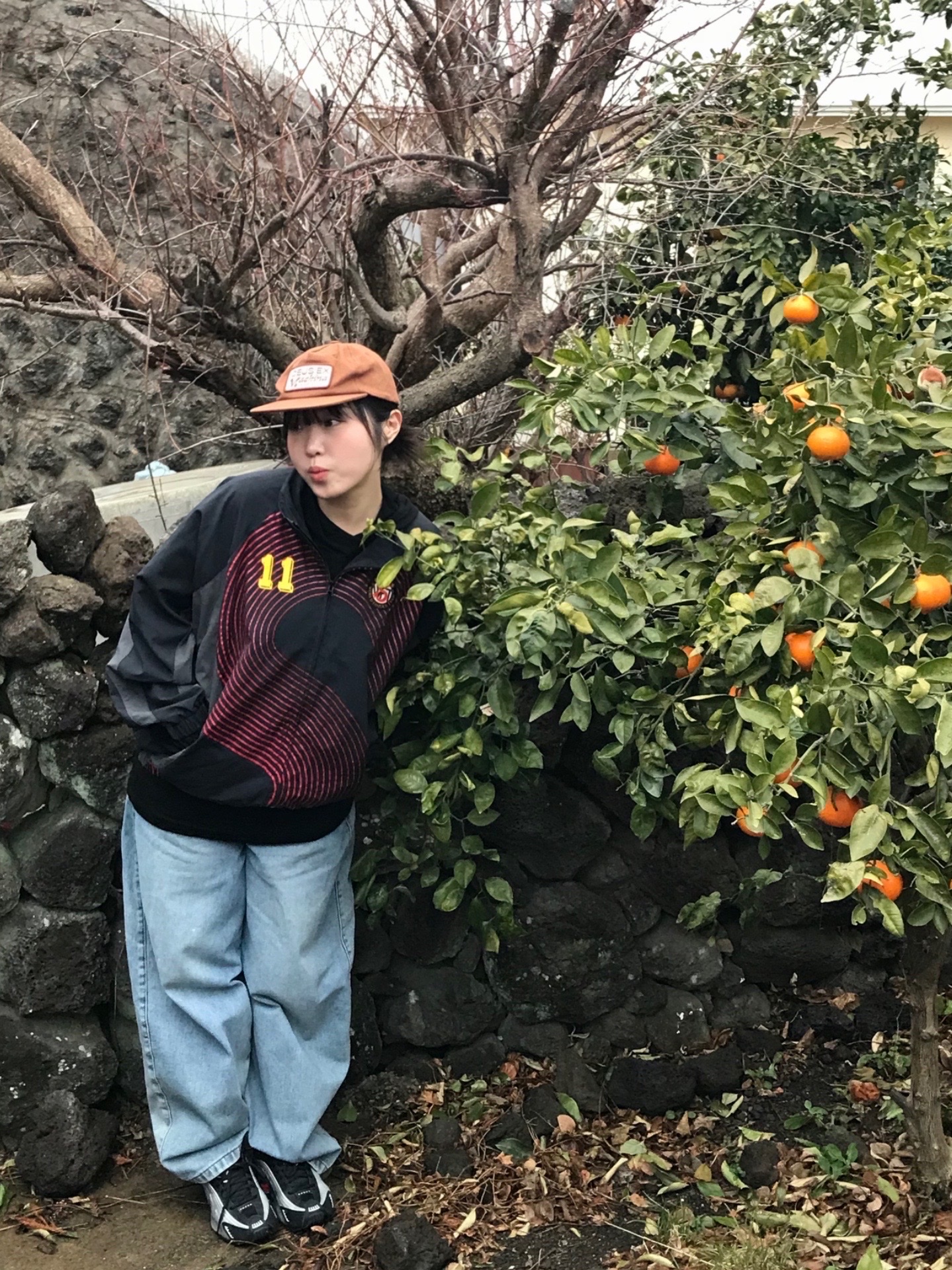 Supreme S Logo Track Jacket Black - 24FW, Nike Shox R4 Black and Metallic Silver 착용 스타일