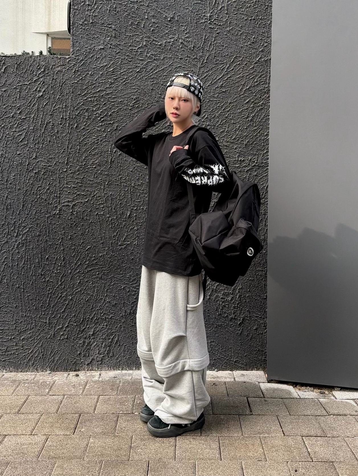 Palace Palactic Trucker Black - 25SS, Supreme x Y's by Yohji Yamamoto L/S T-Shirt Black - 25FW 착용 스타일