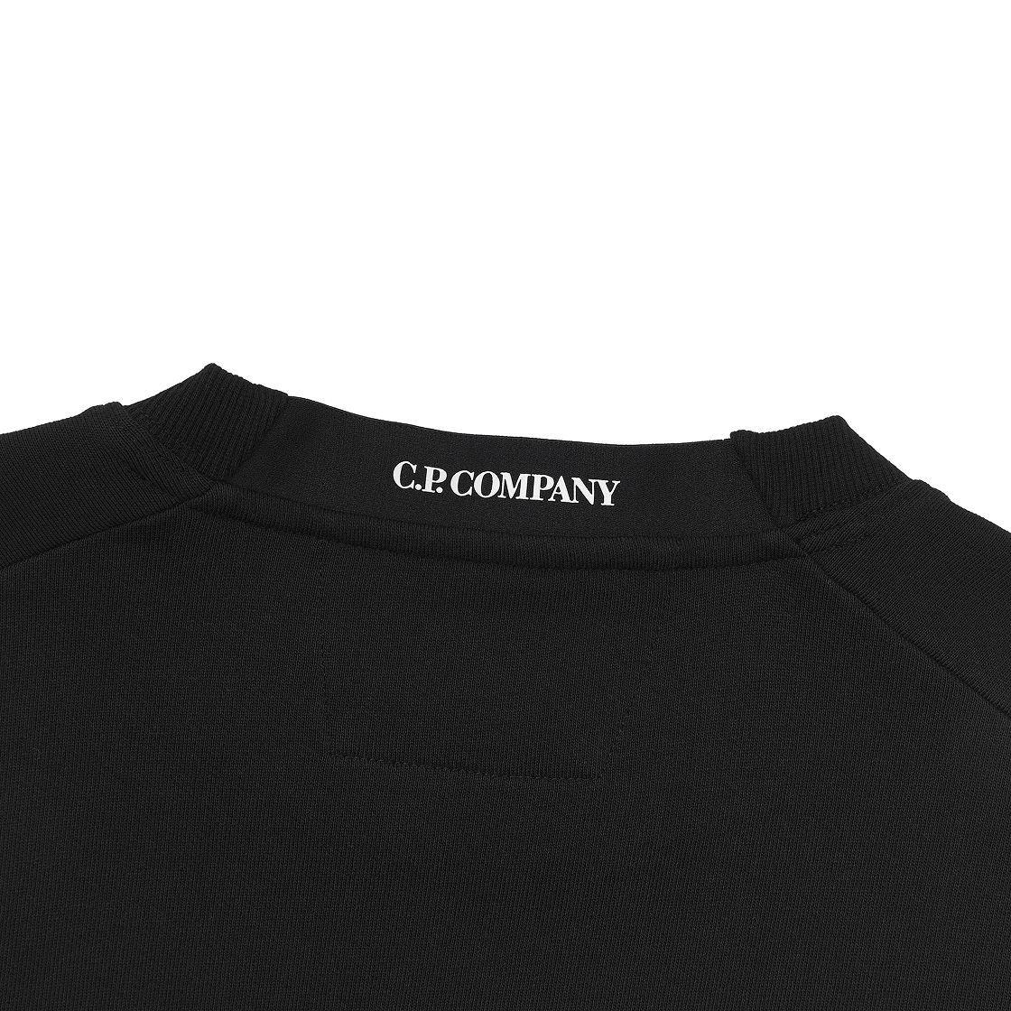 C.P. 컴퍼니 렌즈 와펜 스웨트셔츠 블랙 - 25FW(C.P. Company Lens Wappen Sweatshirt Black - 25FW) - 4
