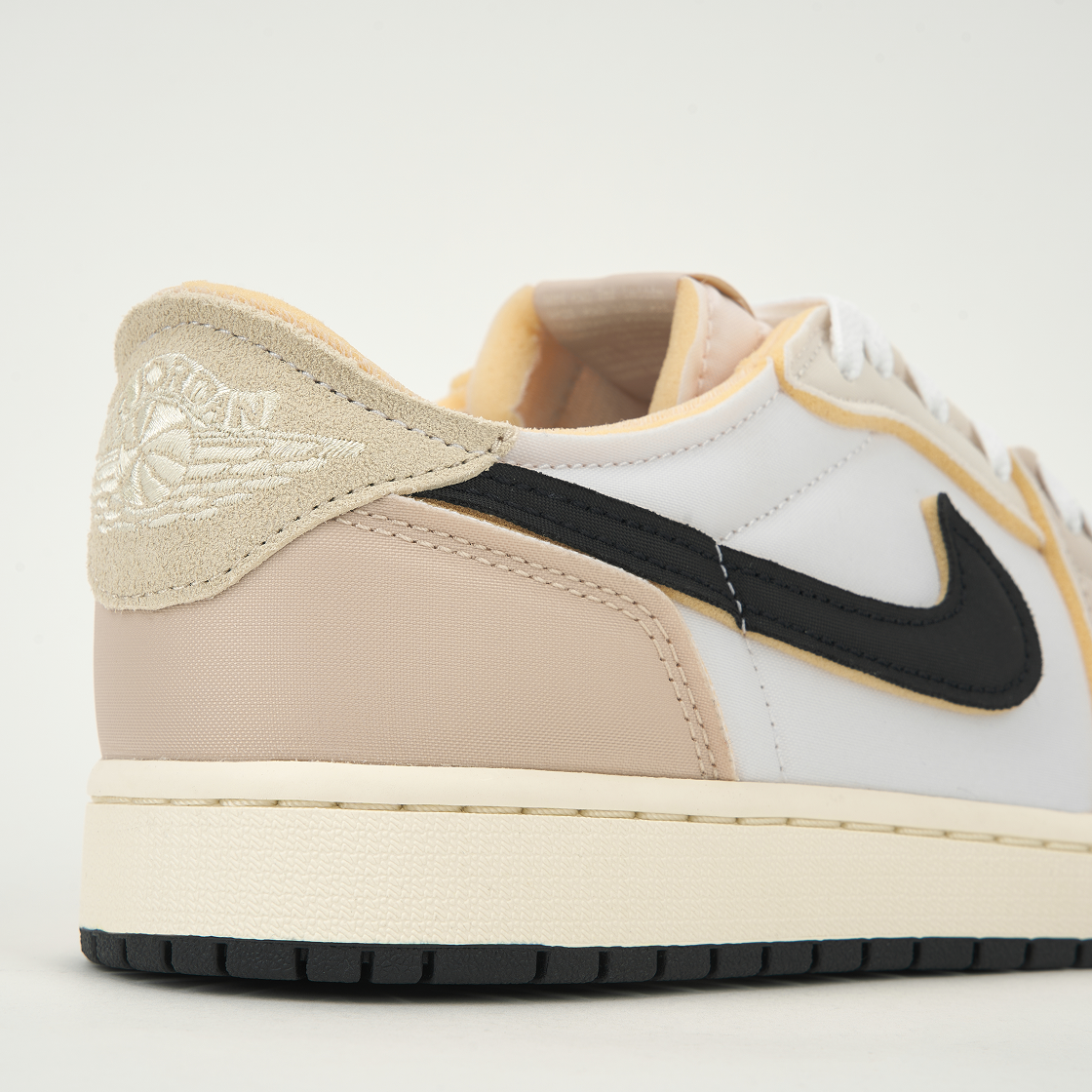 조던 1 레트로 로우 OG EX 화이트 앤 코코넛 밀크(Jordan 1 Retro Low OG EX White and Coconut Milk) - 8