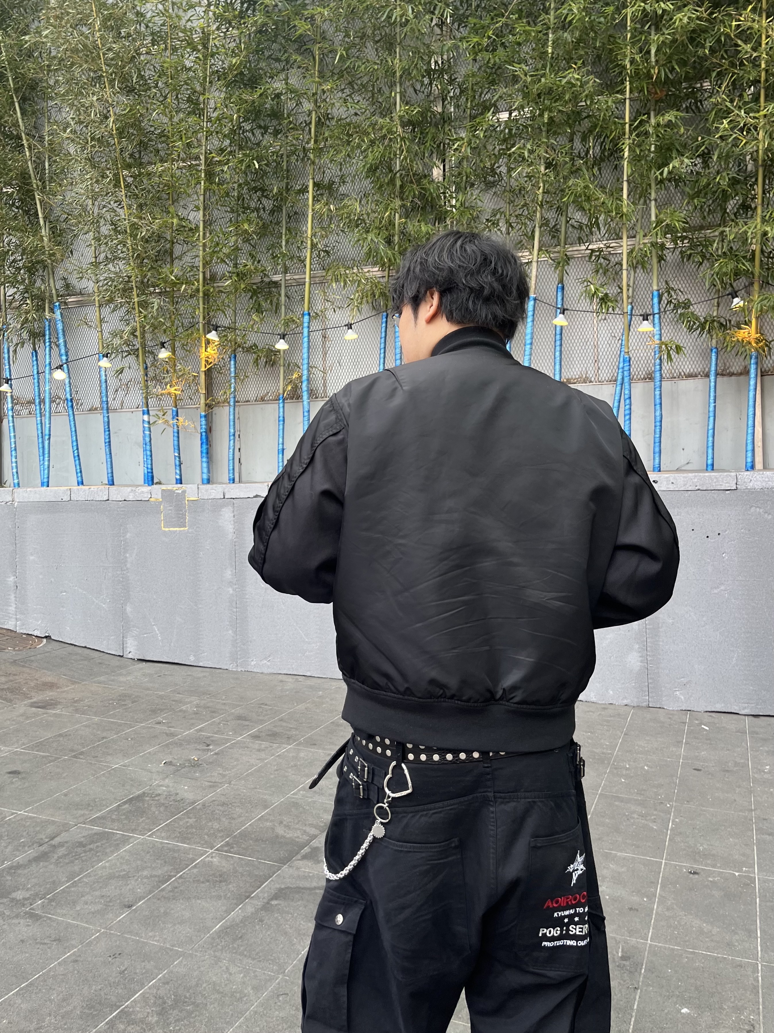 Dr. Martens x Rick Owens 1460 RO Leather Lace Up Platform Boots Black Lunar, GU x Undercover Reversible Jacket Black 착용 스타일 - 4