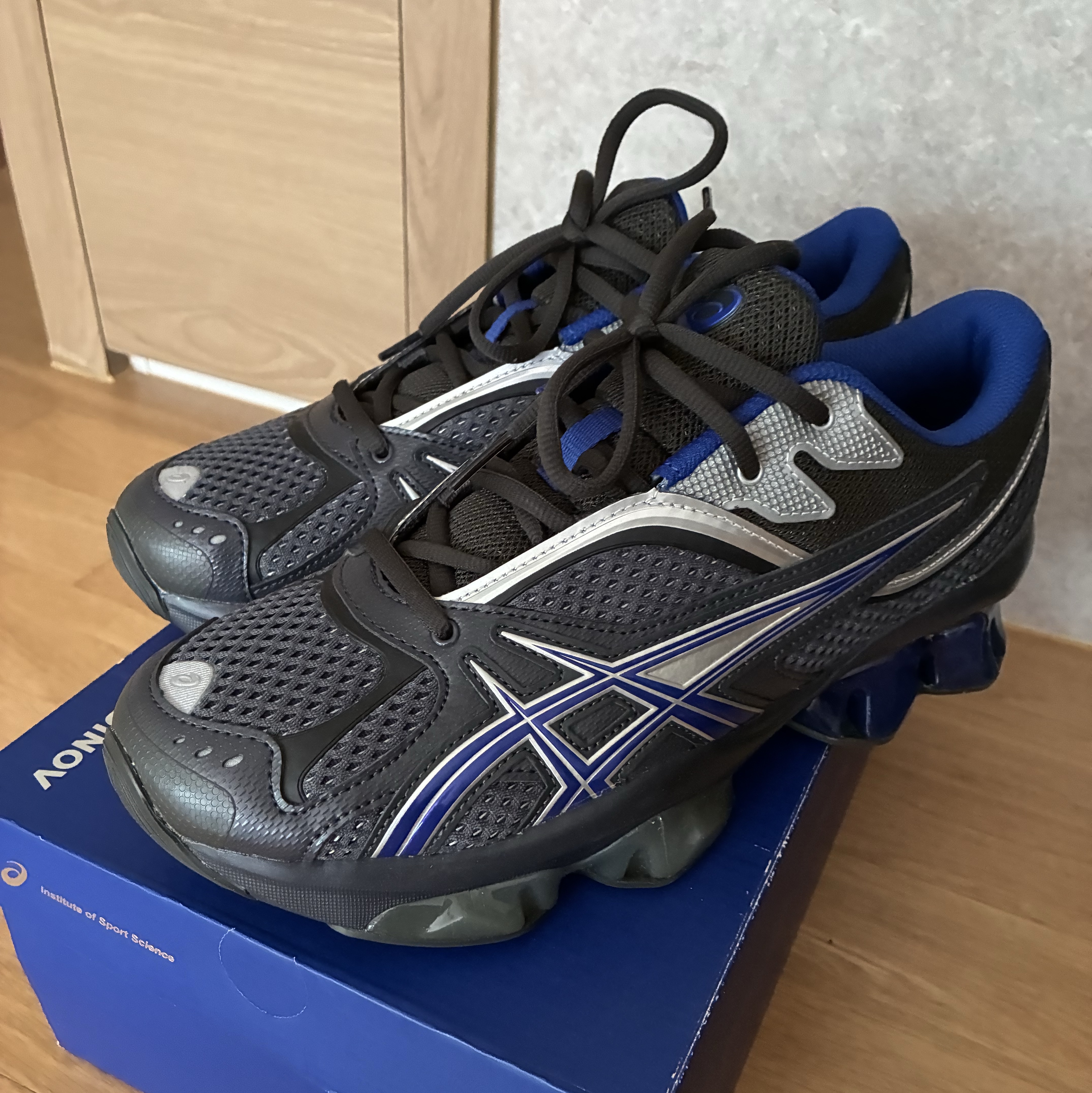 Asics x Kiko Kostadinov Gel-Quantum Zientzia Dark Grey 착용 스타일