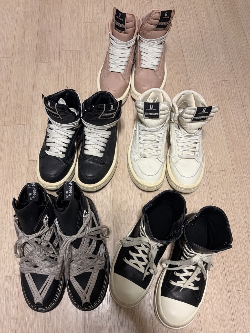 Dr. Martens x Rick Owens 1460 Quad Sole Mega Lace Boots Black, Rick Owens Mega Bumper Sneakers Black Milk 착용 스타일