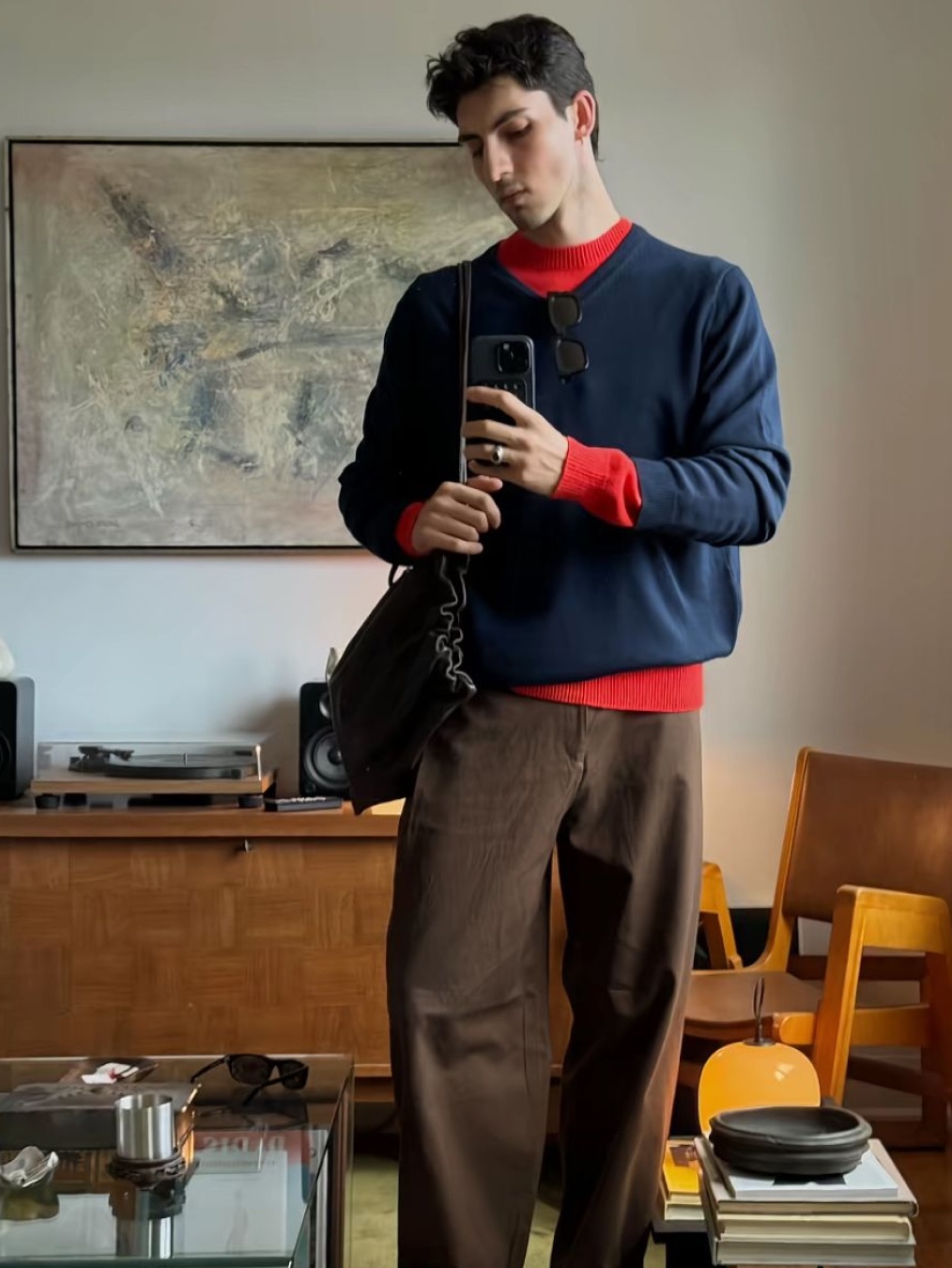Millo Archive Crop Silhouette Vneck Knit Red, Uniqlo Souffle Yarn Crewneck Sweater Blue - JP 착용 스타일 - 4