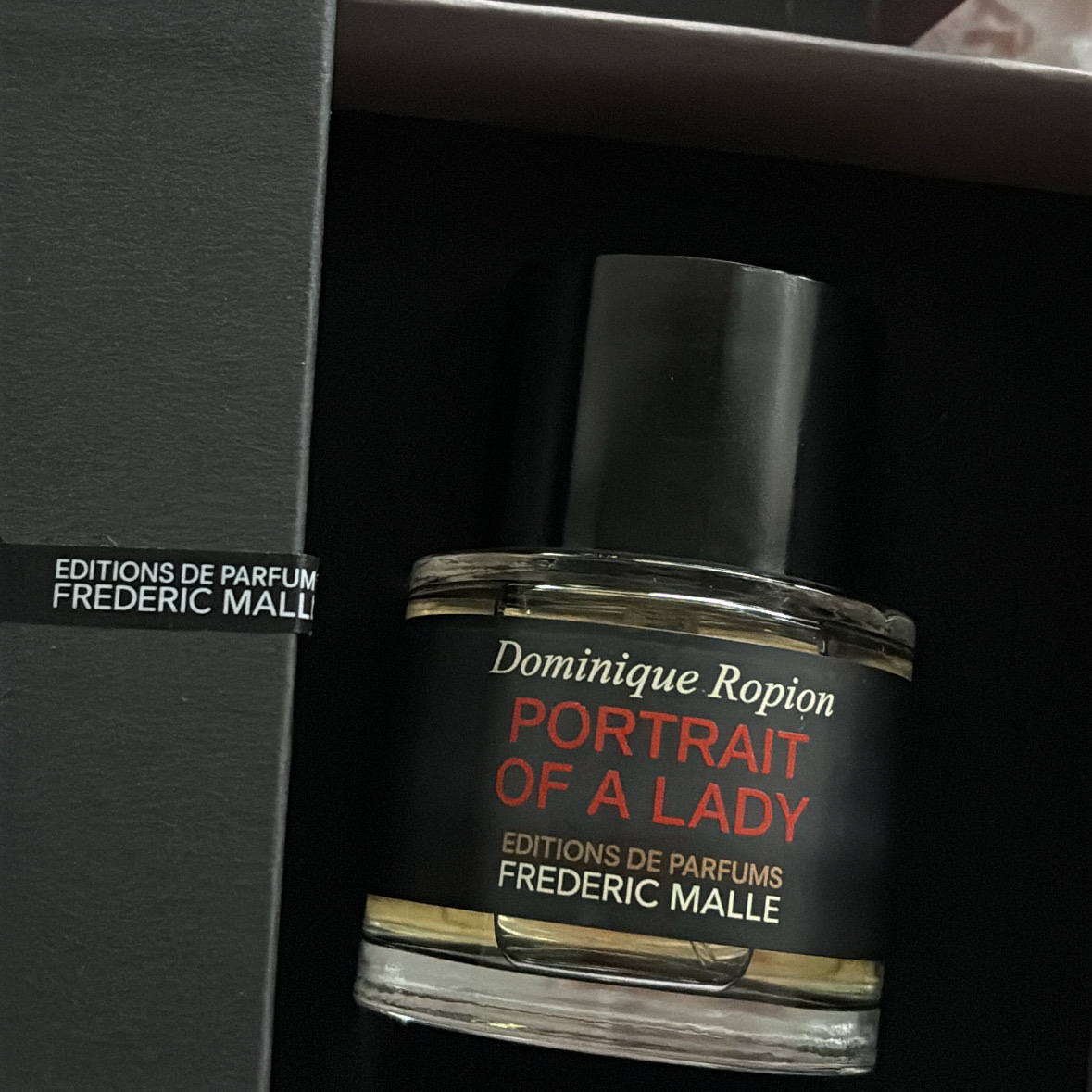 Frederic Malle Portrait of A Lady 50ml Spray 착용 스타일