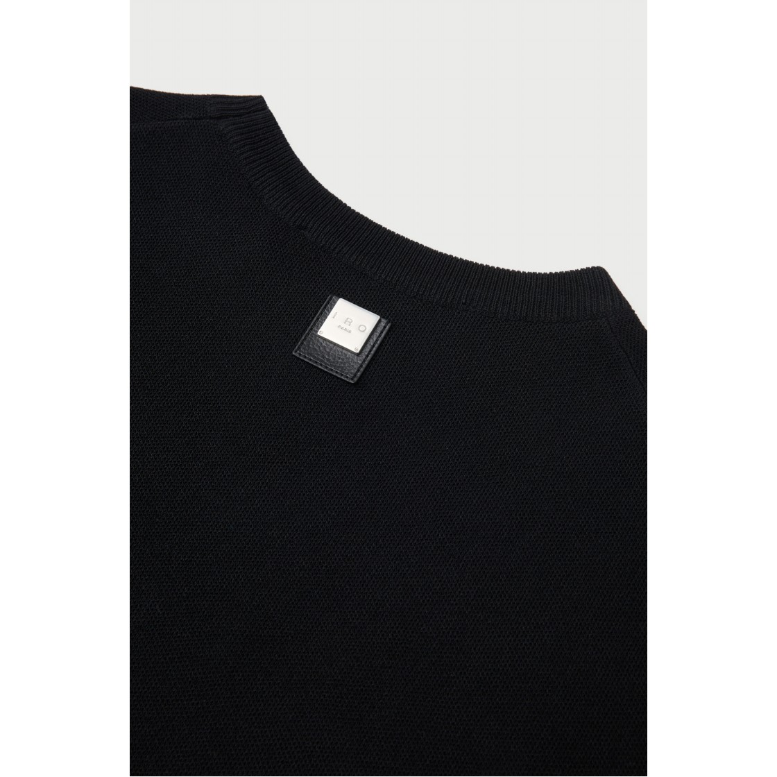 이로 네뷸라 베이직 로고 반팔 라운드 니트 블랙(IRO Nebula Basic Logo Short-Sleeve Round-Neck Knit Black) - 6