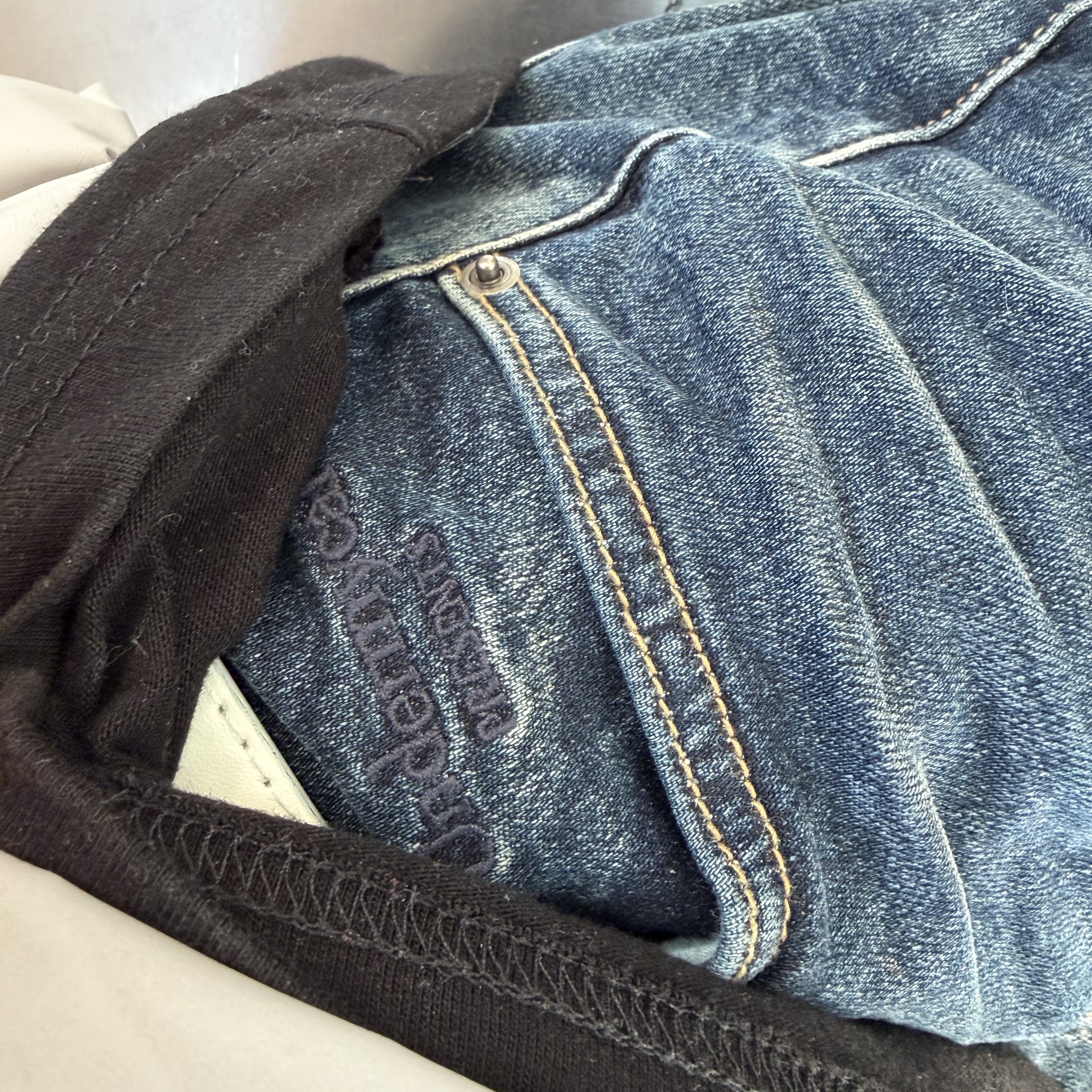 Undermycar Mu.114 Original Logo Washed Slim Flare Jeans Washed Blue 착용 스타일