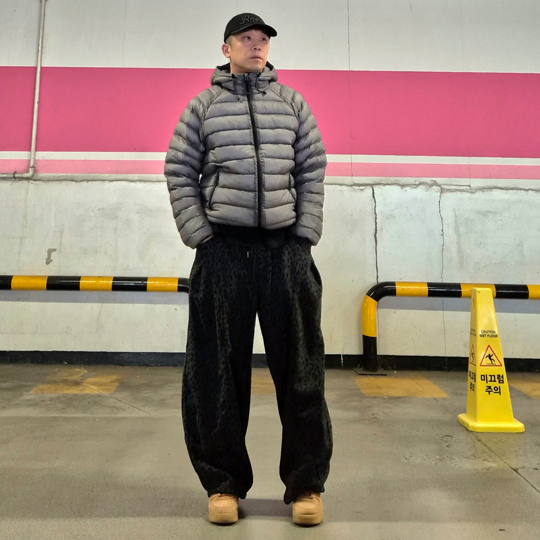 Nike Air Force 1 '07 WB Flax, Suare women light seashell padded jumper gray 착용 스타일 - 1