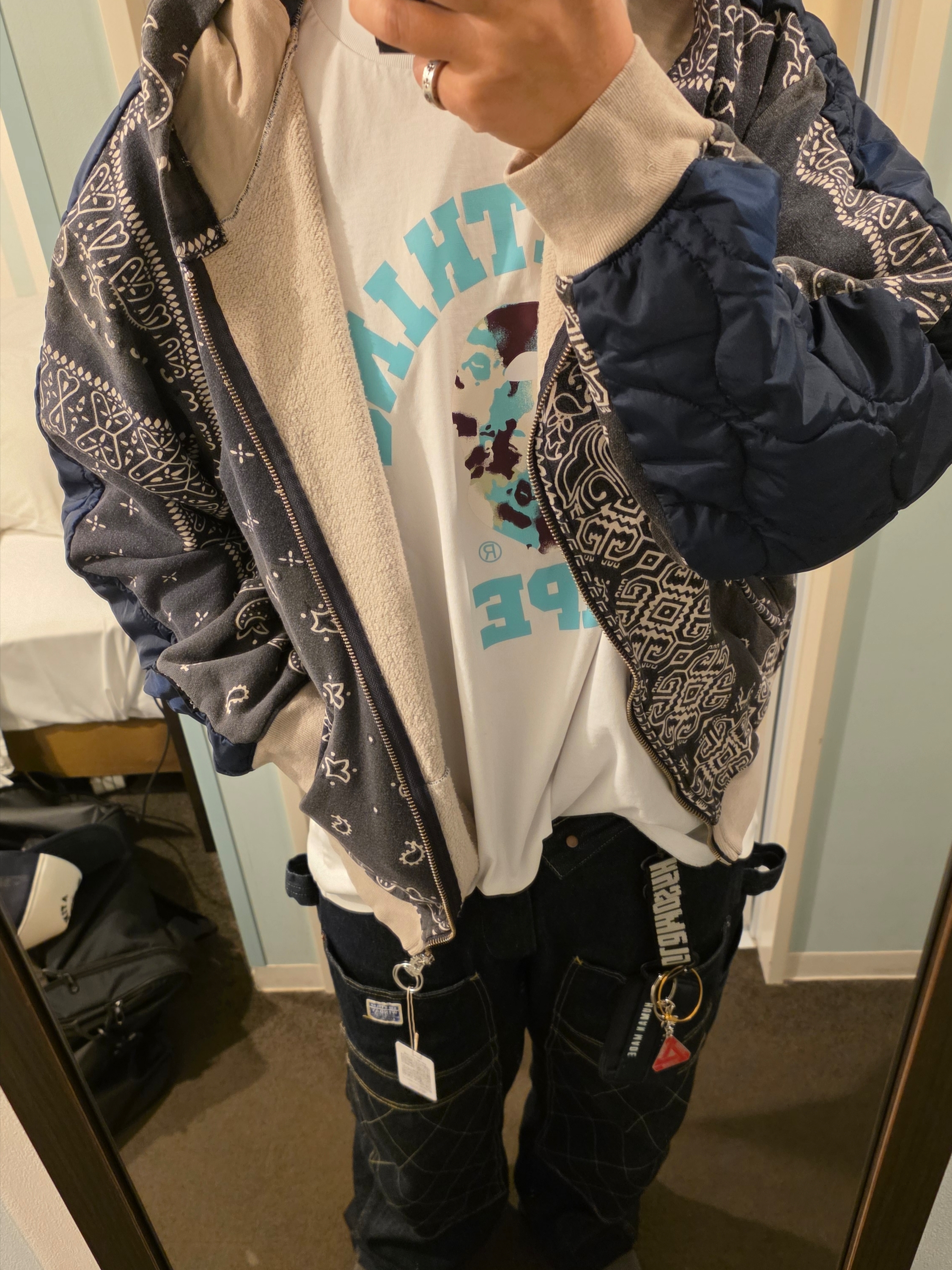 Kapital Fleece Bandana Bivouac Hooded Blouson Black 착용 스타일