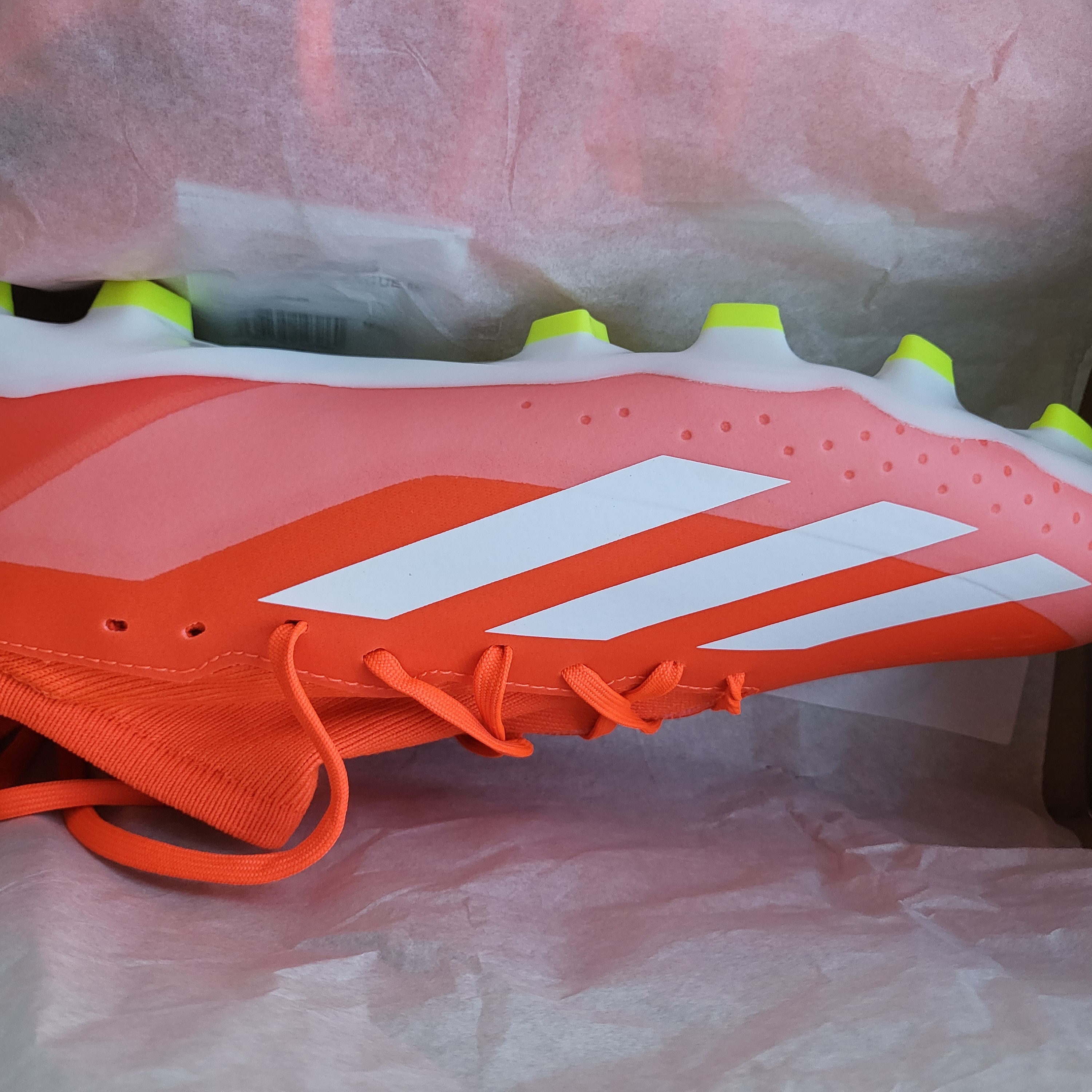 Adidas X Crazyfast Pro Firm Ground Boots Solar Red Cloud White Team Solar Yellow 2 착용 스타일