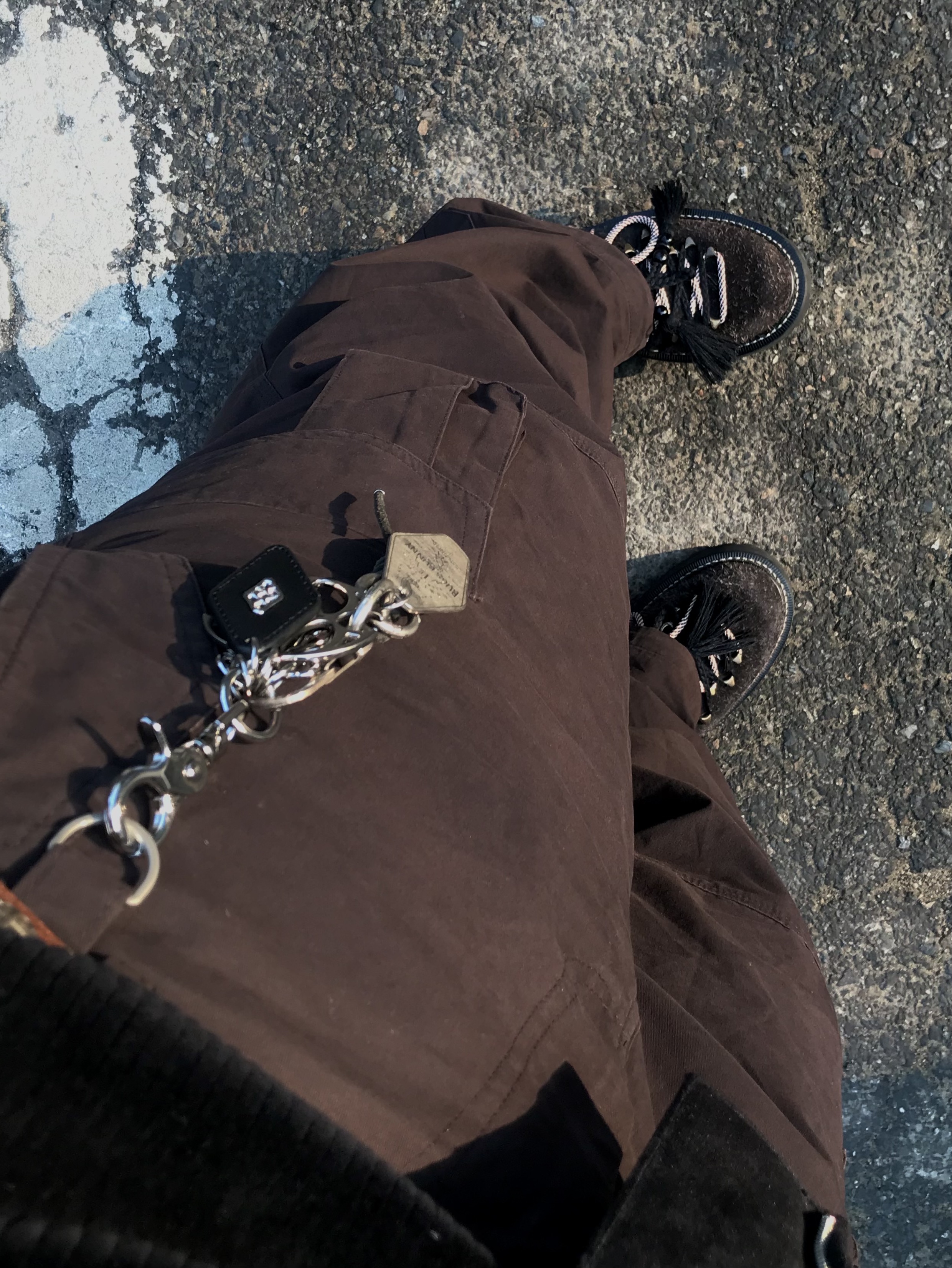 Flavorism VTG Washed Cargo Pants Washed Dark Brown, Libertiworko Librta Black 착용 스타일 - 10