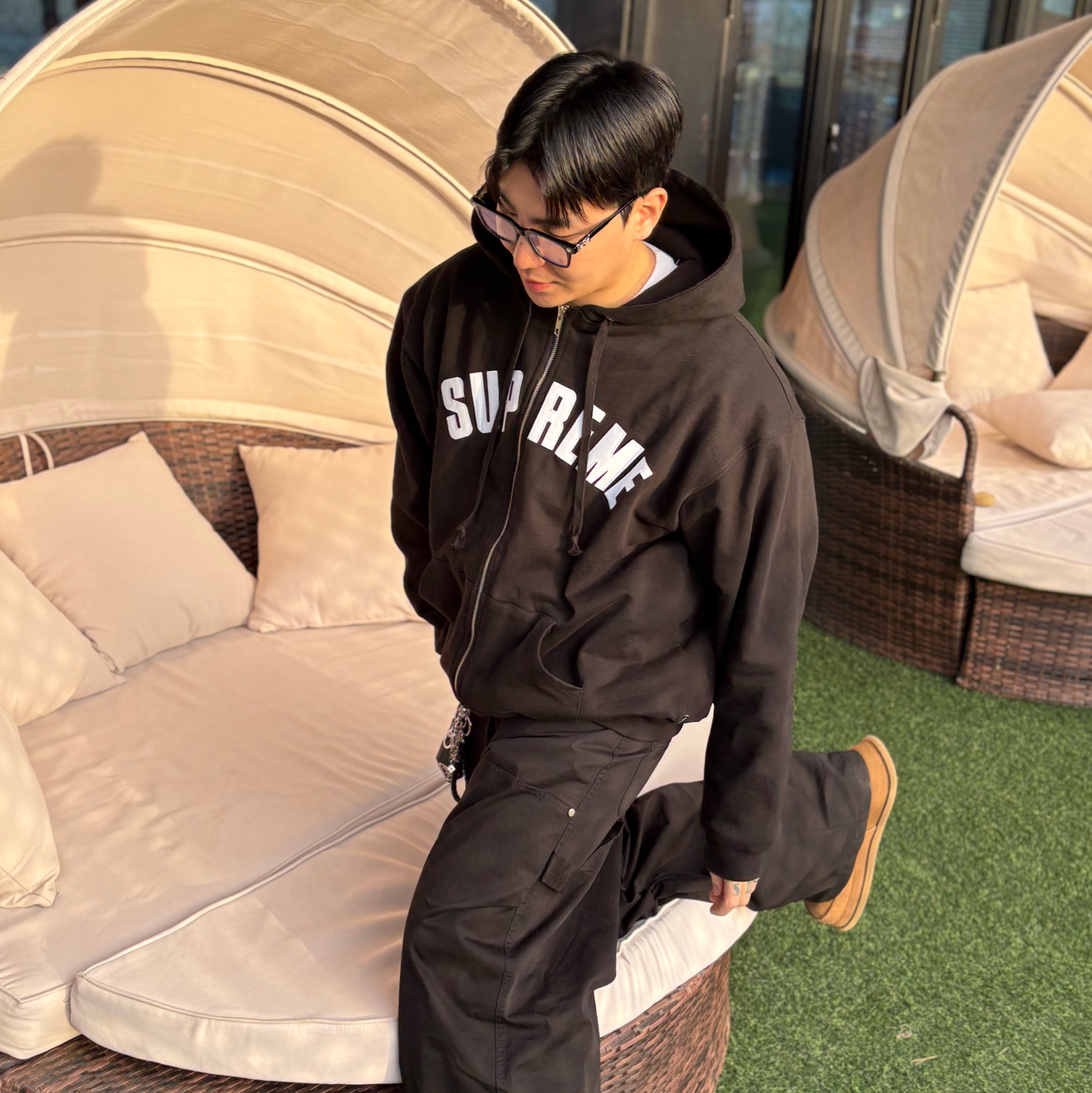 Supreme Arc Thermal Lined Zip Up Hooded Sweatshirt Black - 24FW, NONPARKING X kinchi N Road Boots Brown 착용 스타일 - 3