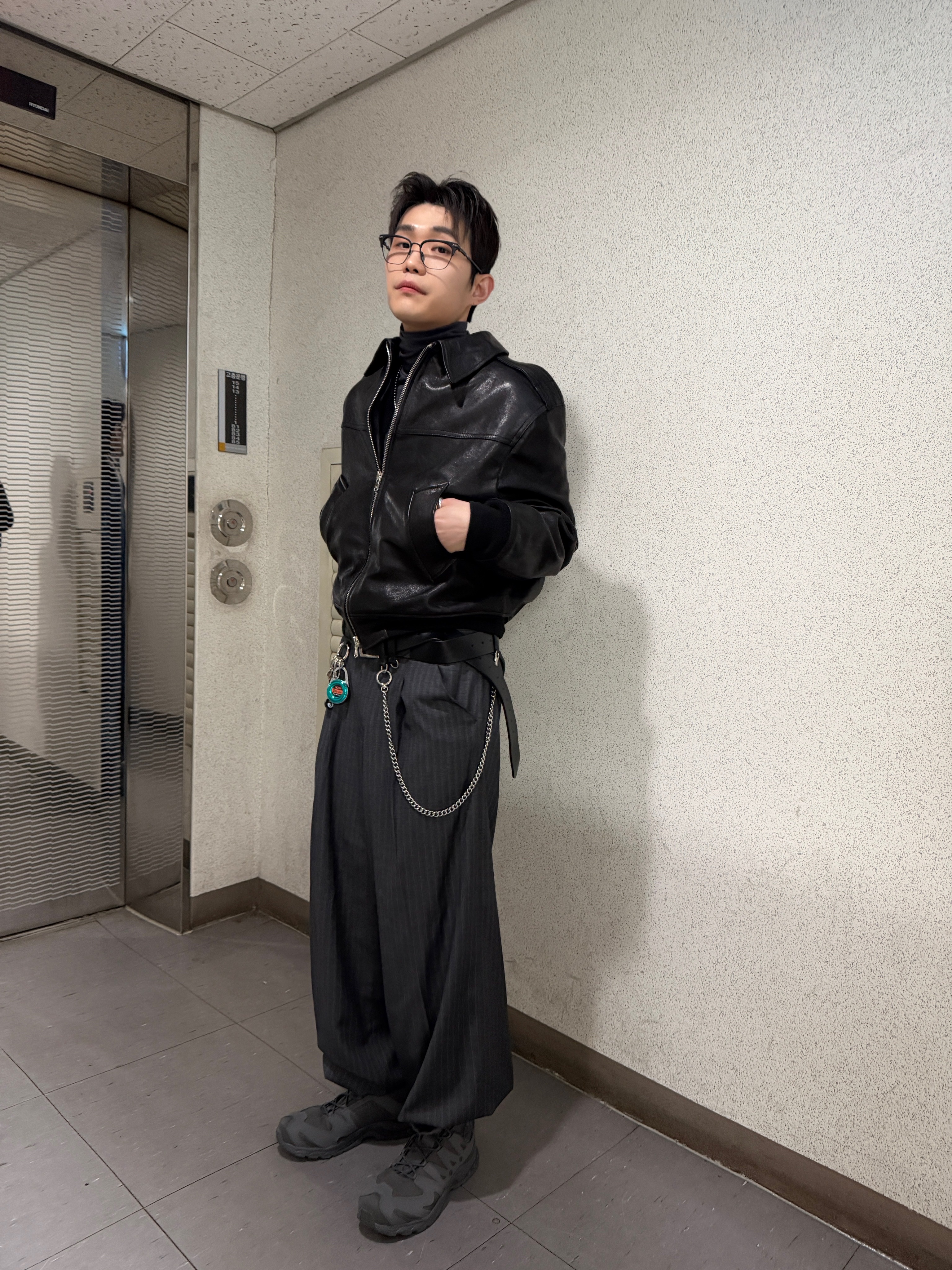 Salomon x Rier XA Jungle Castlerock 착용 스타일 - 1