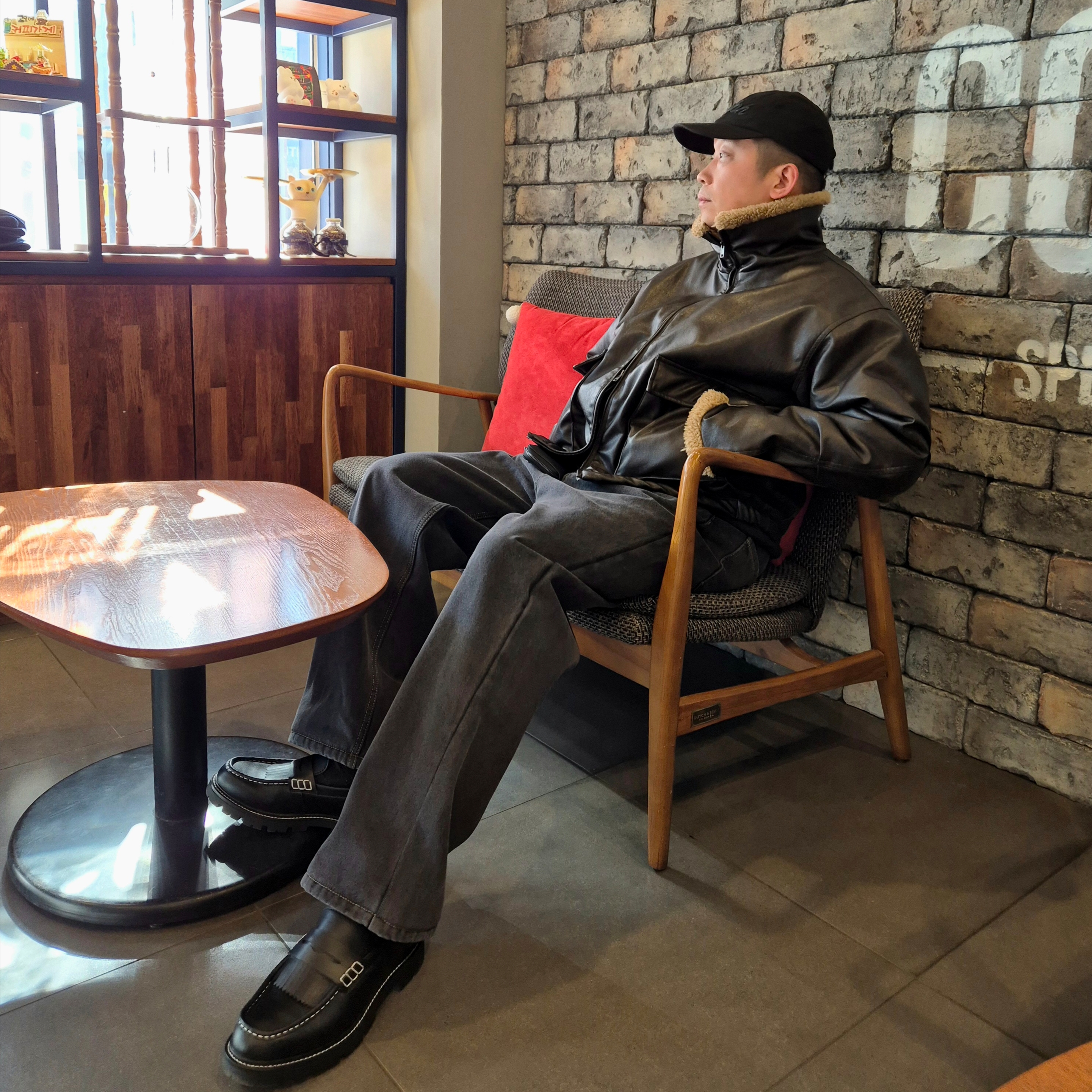 [15%적립] Polo Ralph Lauren Herringbone Ball Cap Black - 25SS 착용 스타일 - 2