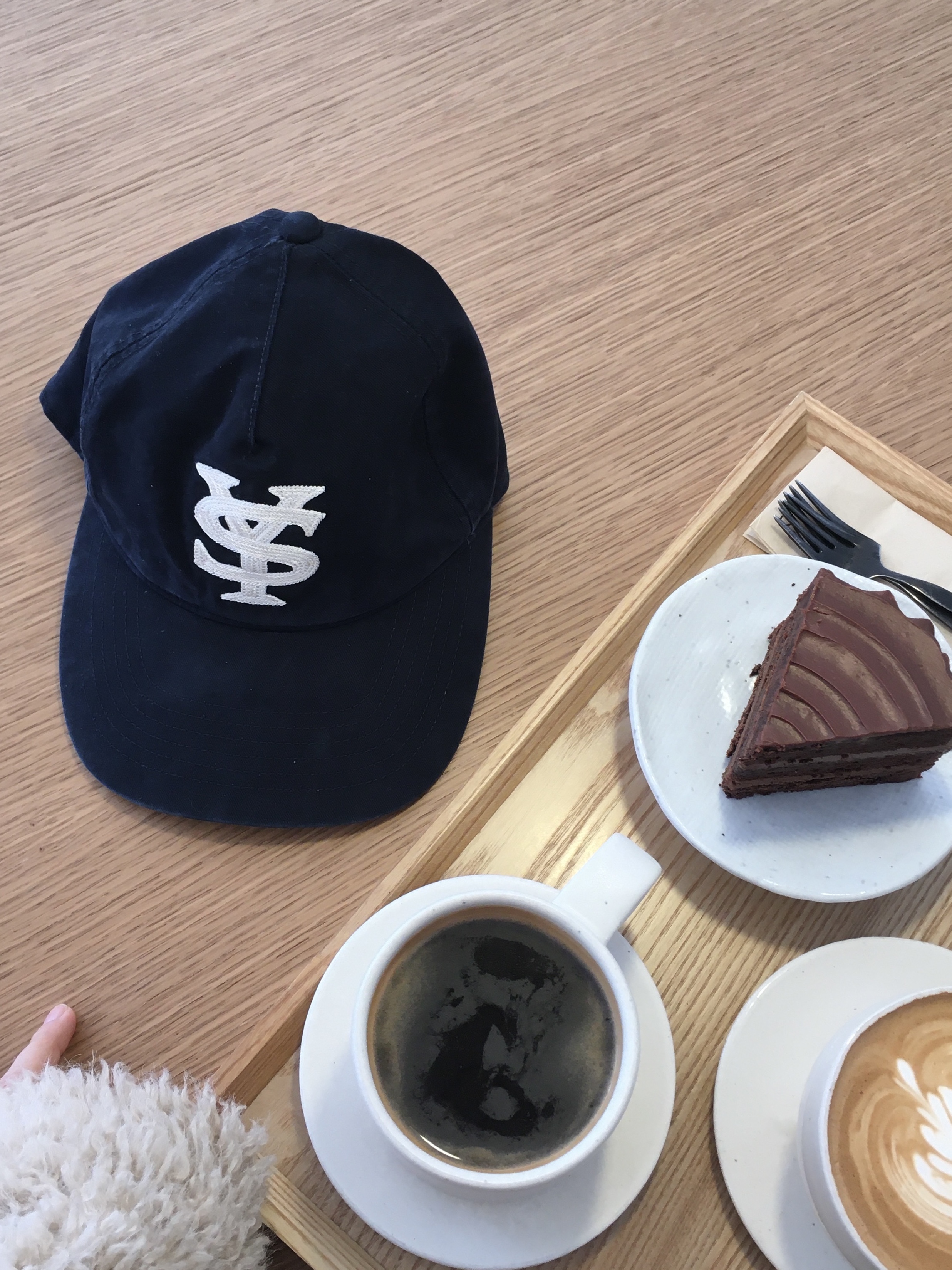 Sunday Ceremony Sy Logo 5 Panel Cotton Cap - Navy 착용 스타일 - 9