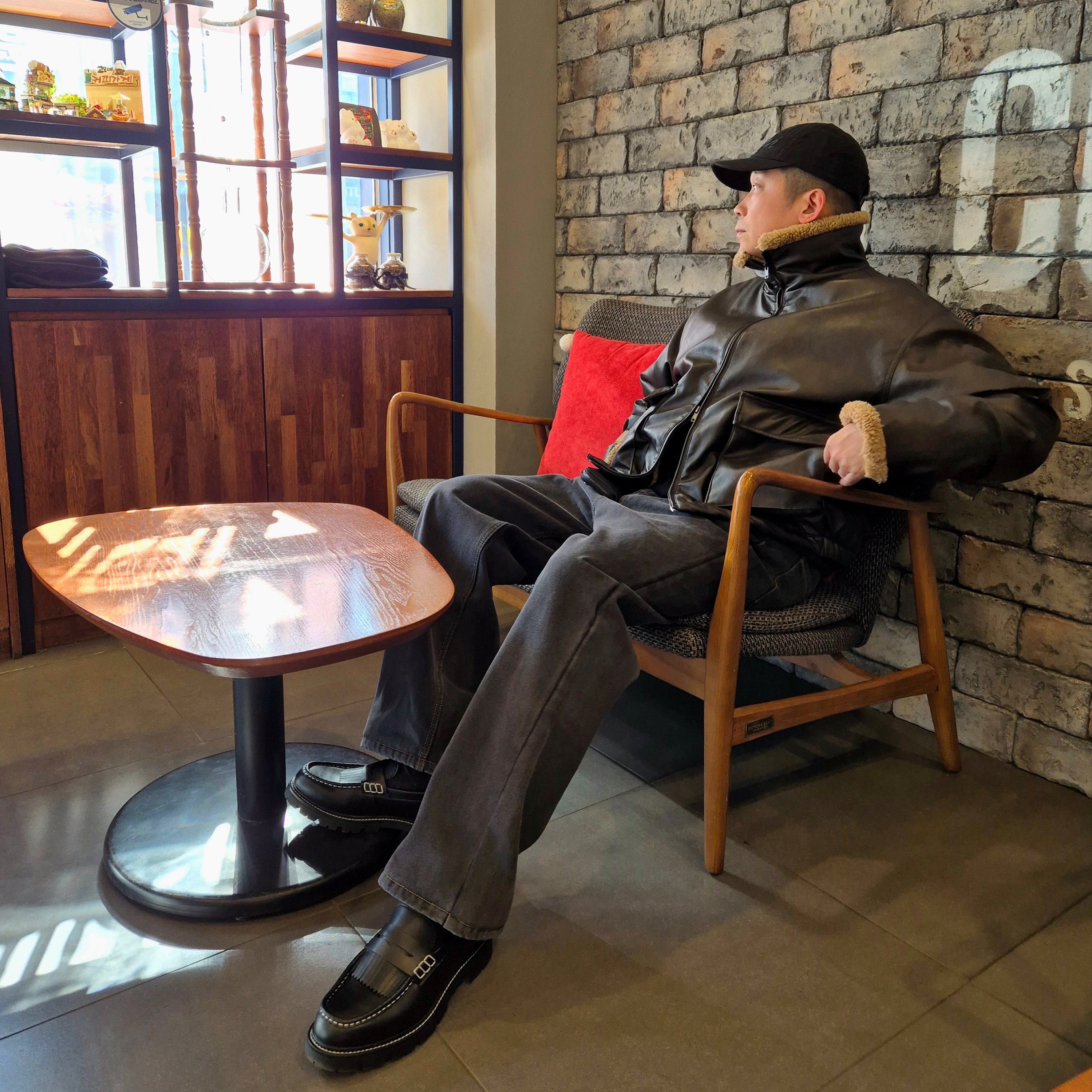 [15%적립] Polo Ralph Lauren Herringbone Ball Cap Black - 25SS 착용 스타일 - 1