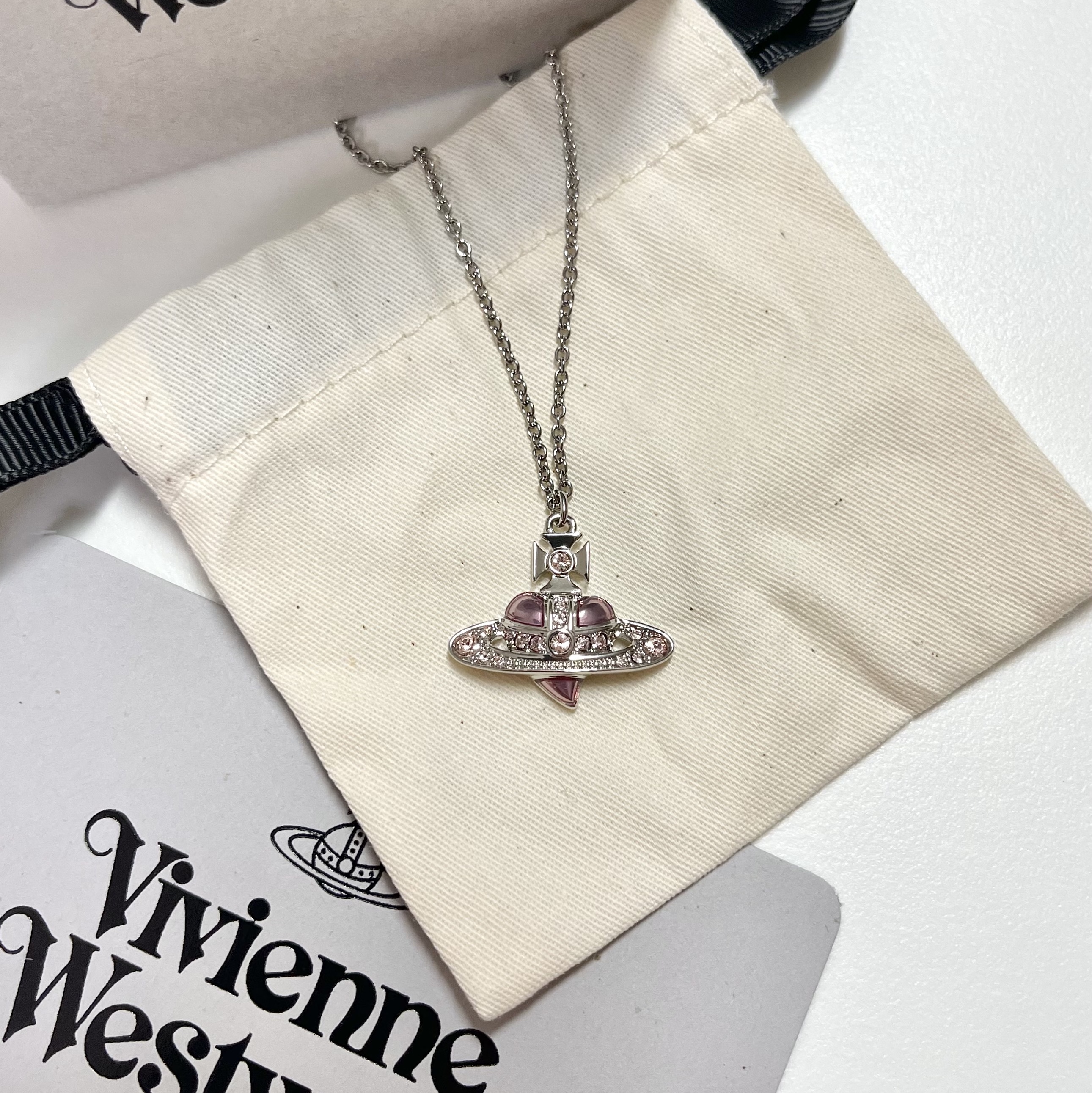 (W) Vivienne Westwood New Diamante Heart Necklace Silver 착용 스타일 - 2