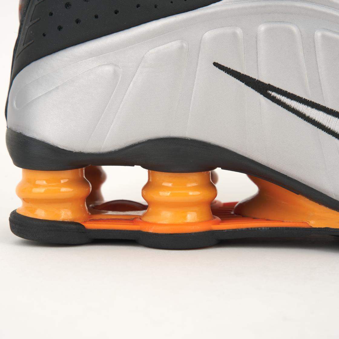 나이키 샥스 R4 블랙 배스트 그레이(Nike Shox R4 Black Vast Grey) - 8