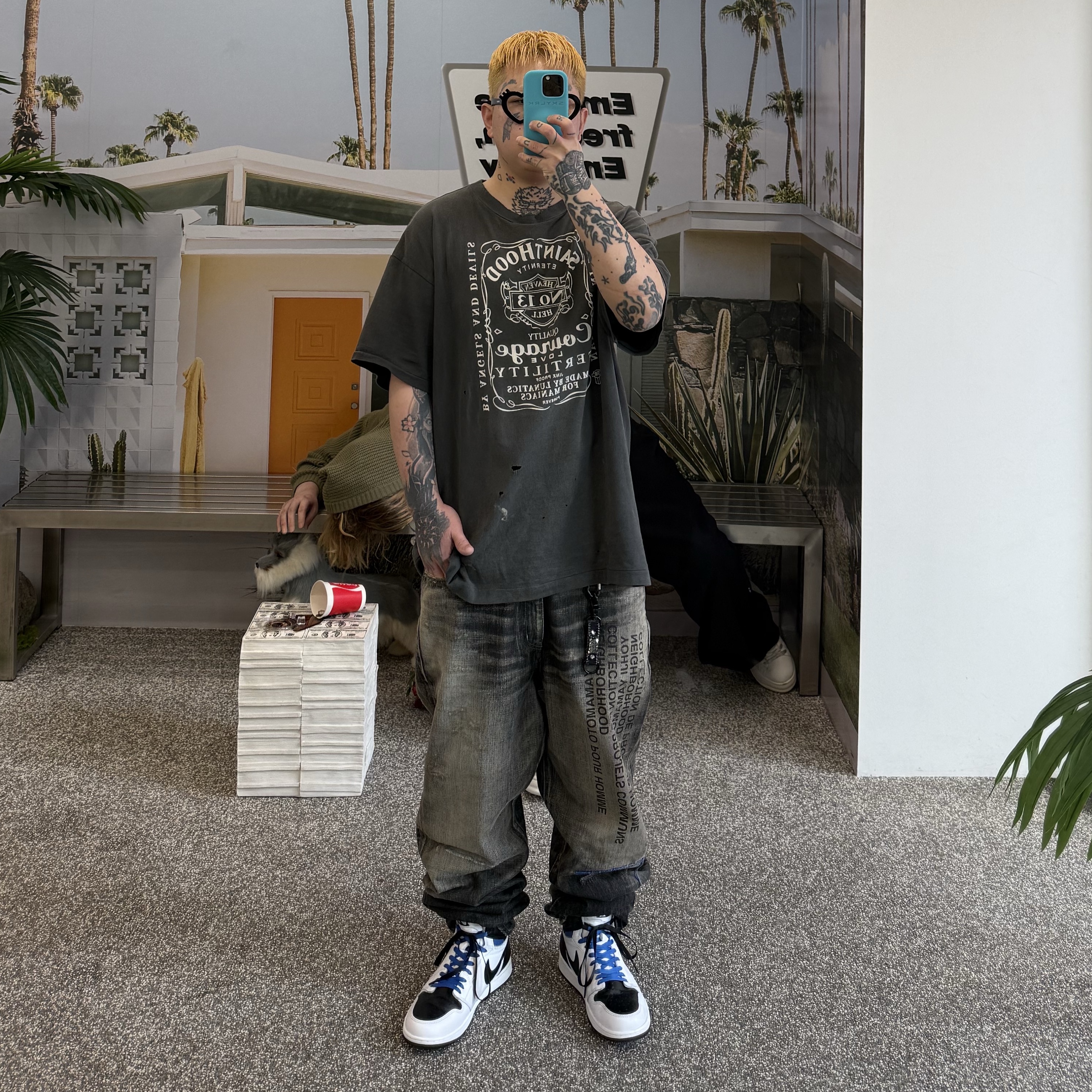 Jordan 1 x Fragment x Union LA High OG SP White Black, Neighborhood x Yohji Yamamoto Savage Denim DP Basic Pants Black 착용 스타일 - 2