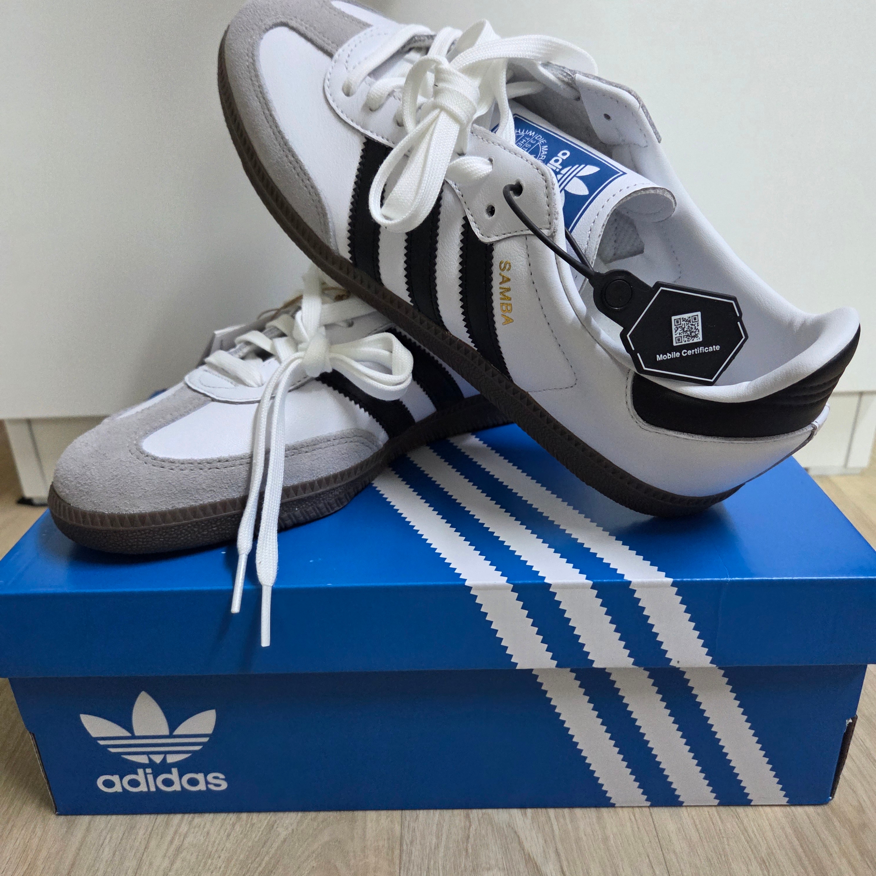 Adidas Samba OG Cloud White 착용 스타일