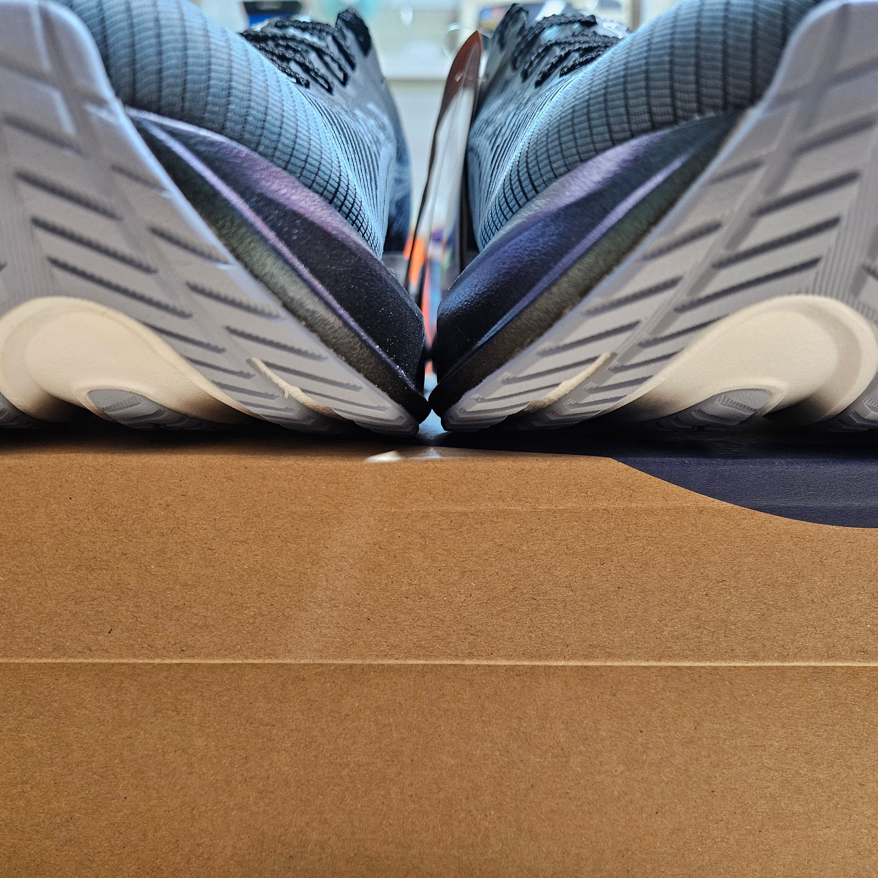 Asics Megablast Black White 착용 스타일 - 8