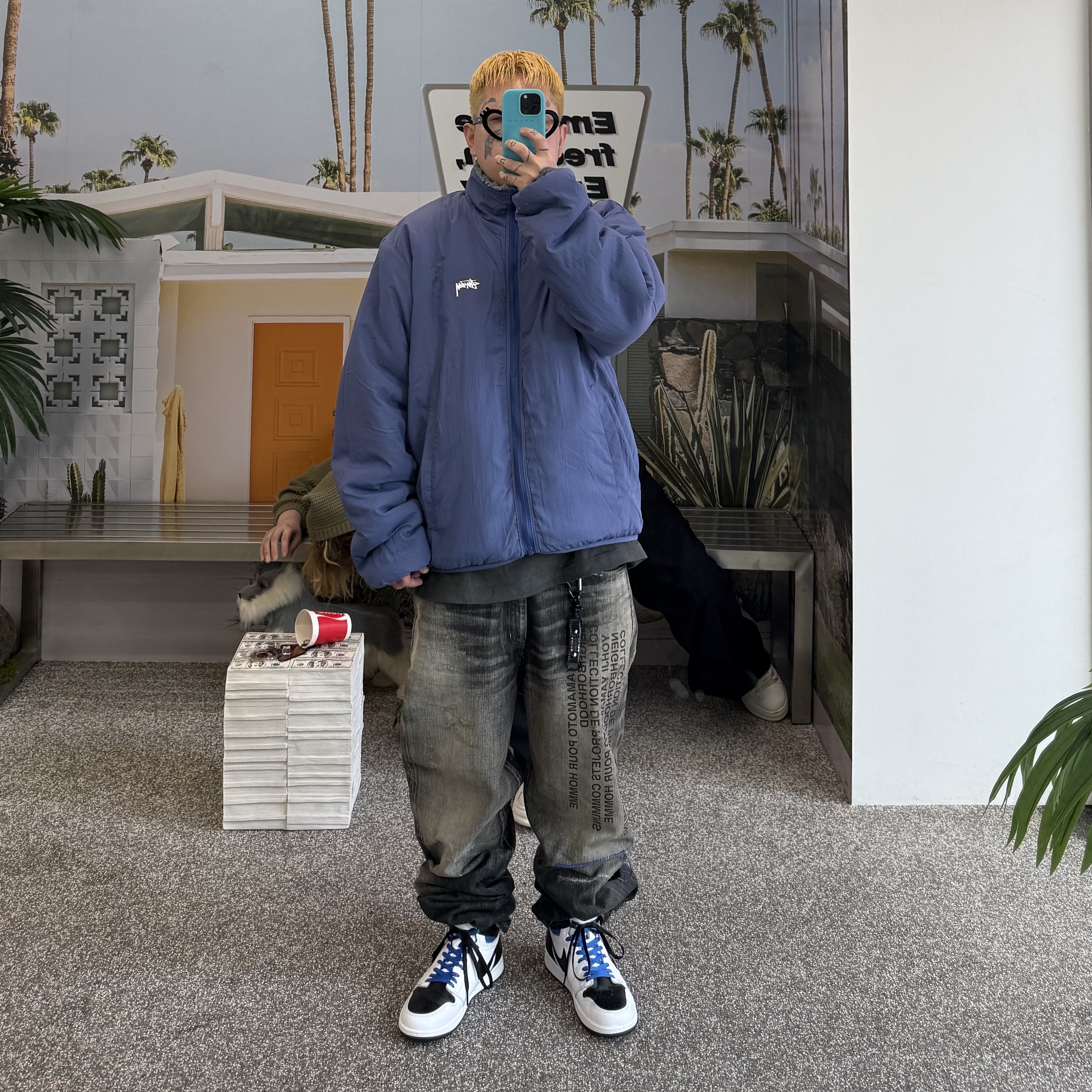 Jordan 1 x Fragment x Union LA High OG SP White Black, Neighborhood x Yohji Yamamoto Savage Denim DP Basic Pants Black 착용 스타일 - 1