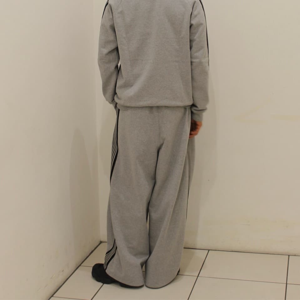 Needles x B'2nd H.D. Track Pants Cotton Jersey Gray 착용 스타일 - 3