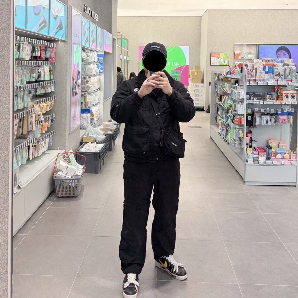 Supreme x The North Face Trekking Zip-Off Belted Pants Black - 22SS, Supreme x The North Face Trekking Convertible Jacket Black - 22SS 착용 스타일