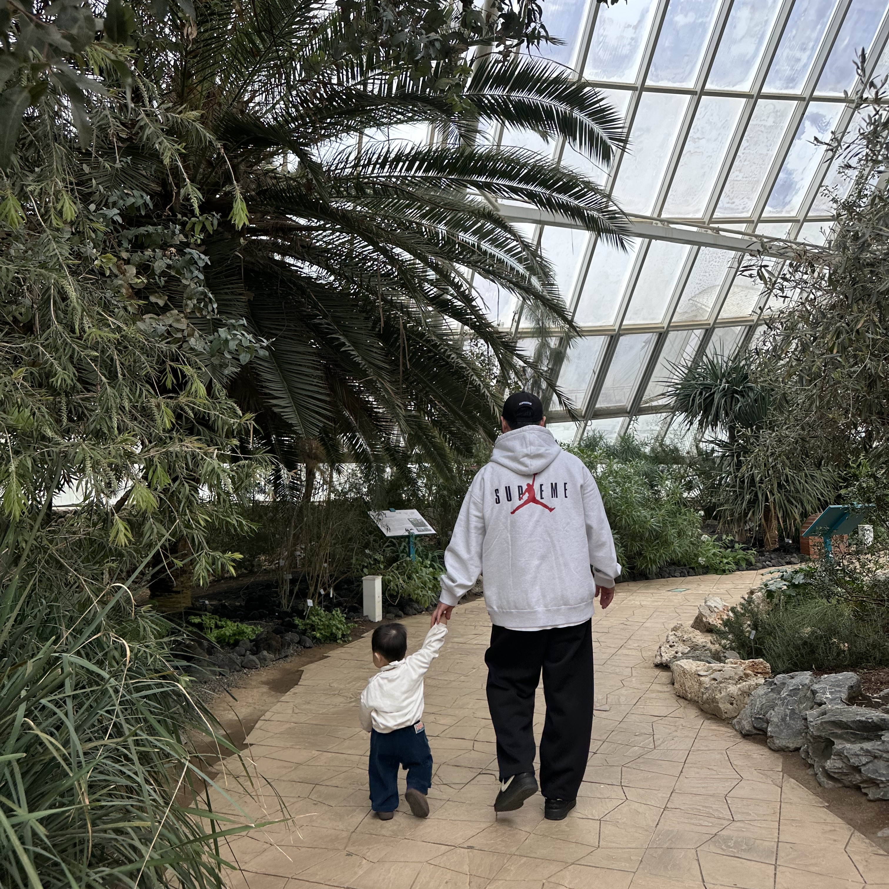 Supreme x Jordan Hooded Sweatshirt Ash Grey - 24FW 착용 스타일