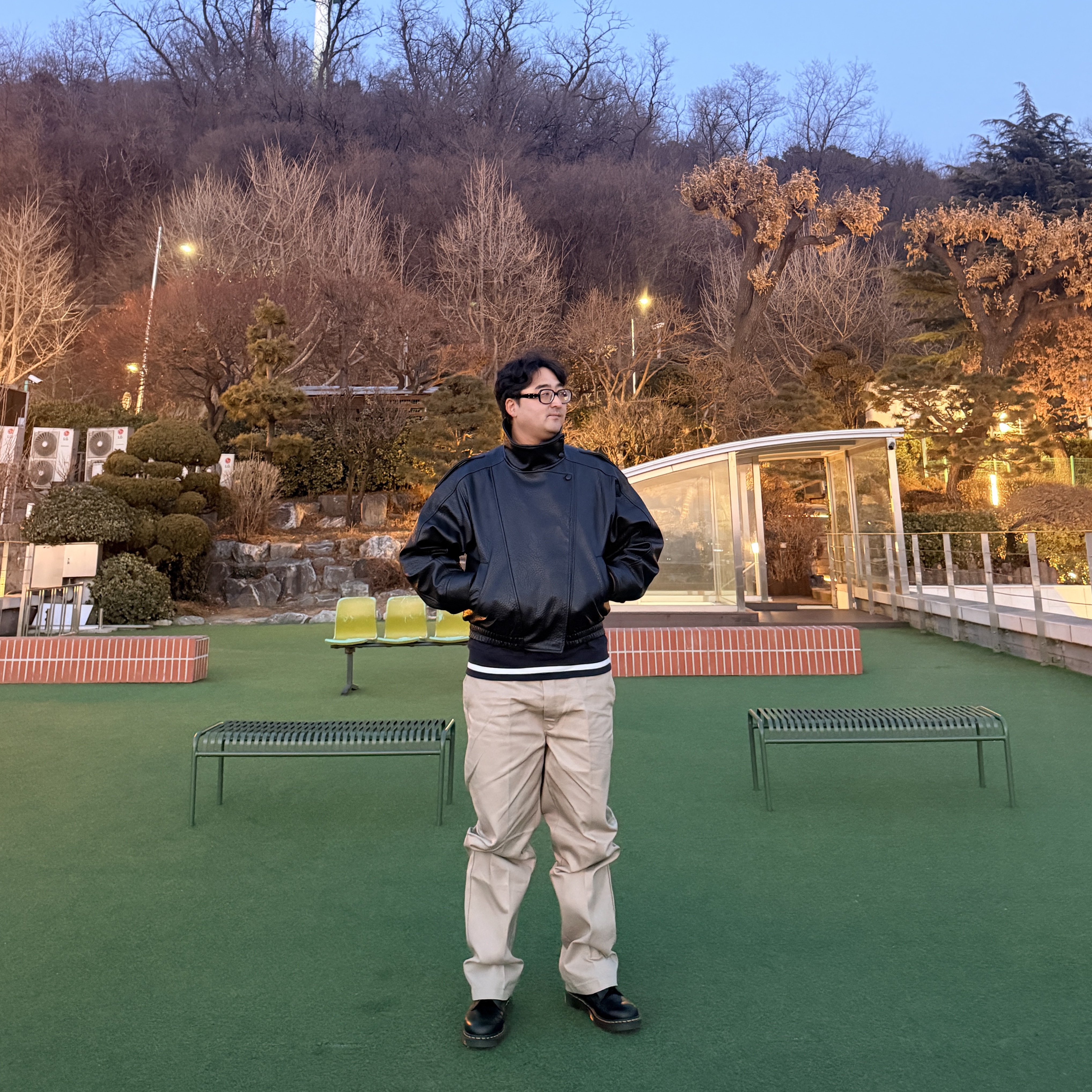 Gentle Monster x Maison Margiela MM114 Black Clear, Zara Faux Leather Jacket Black 착용 스타일 - 2