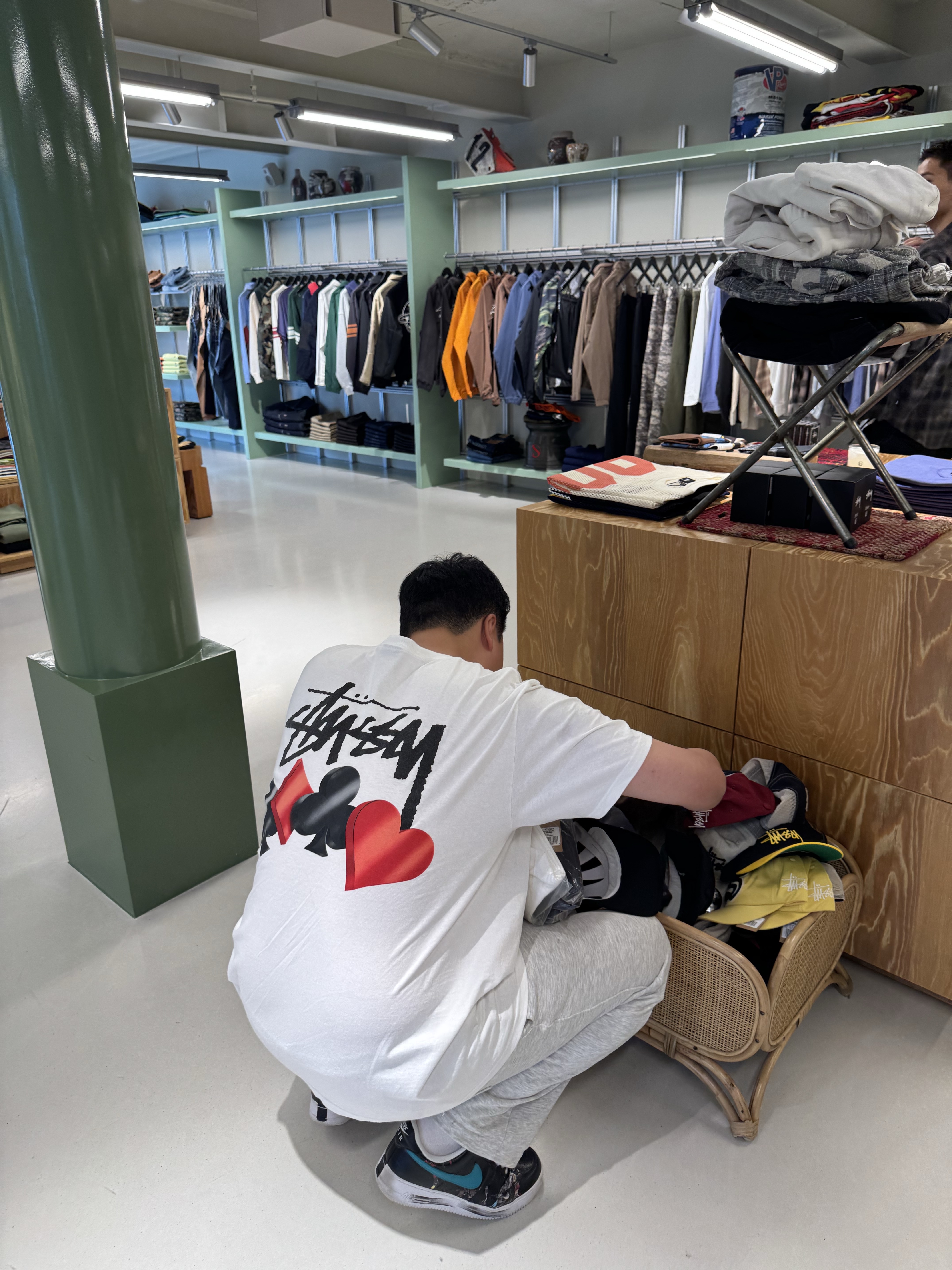 Stussy Suits T-Shirt Black, Stussy Suits T-Shirt White 착용 스타일 - 8