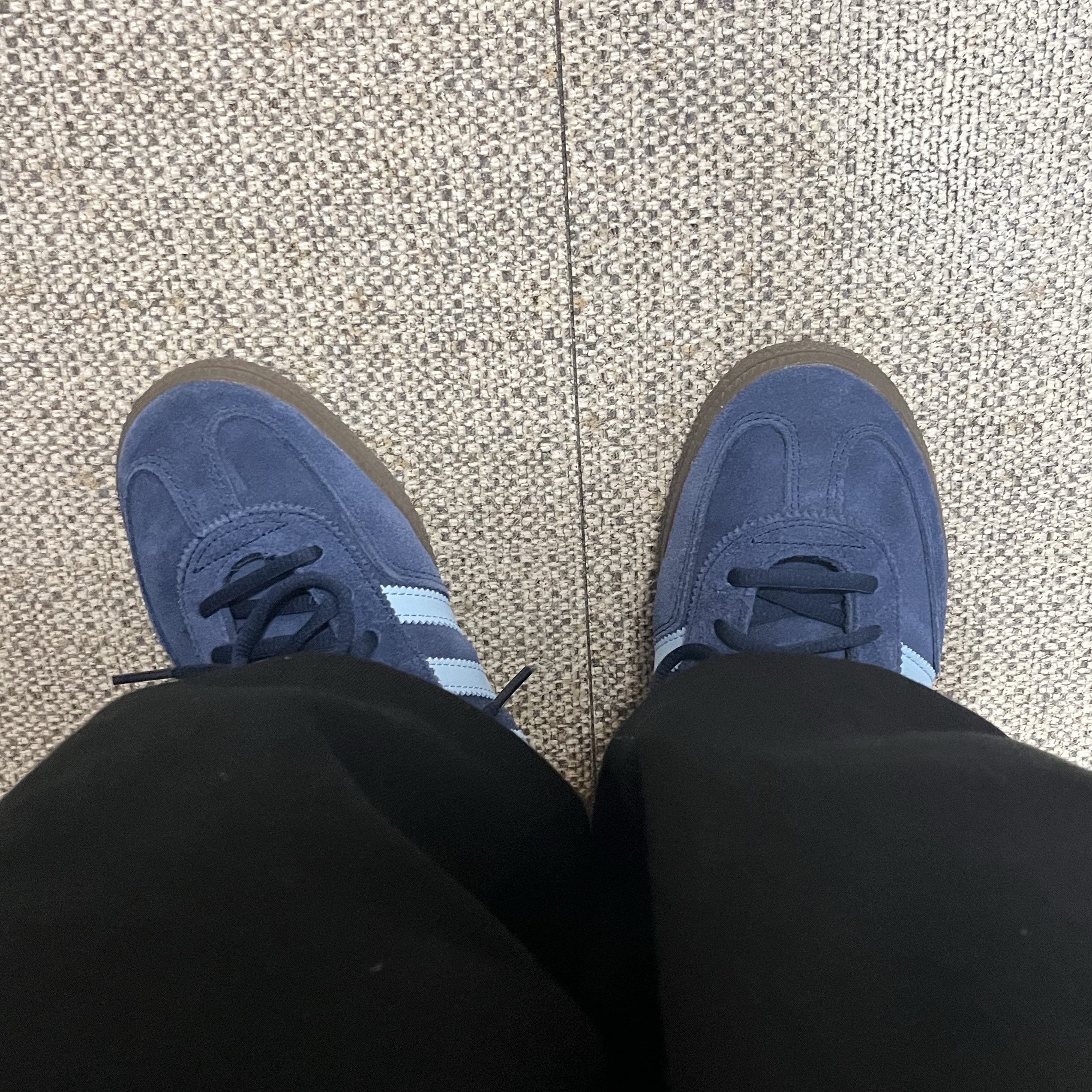 Adidas Spezial Handball Collegiate Navy 착용 스타일