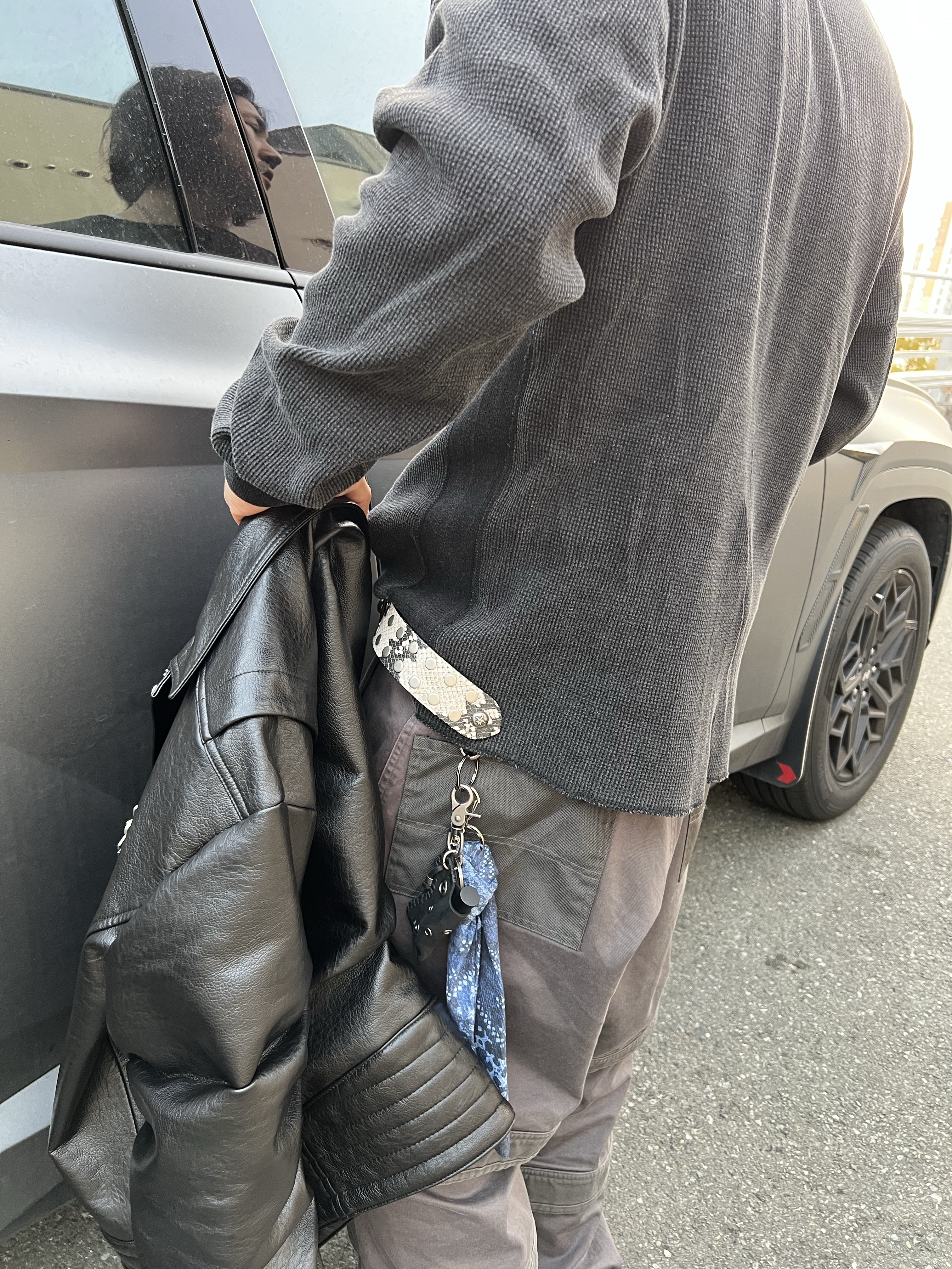 Farfromwhat Far Layered Work Pants Charcoal 착용 스타일 - 6