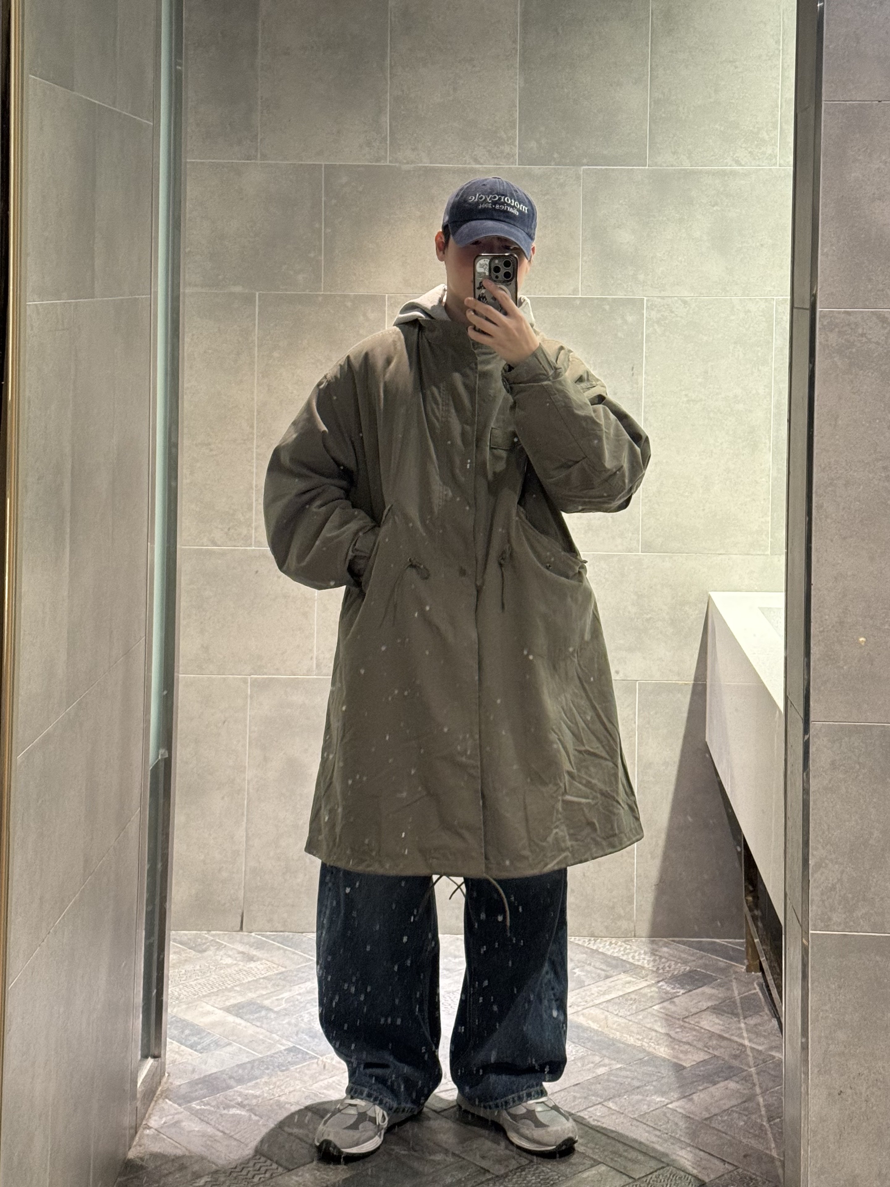 Freak's Store M-65 Mods Coat Liner Set Olive, Hatchingroom Wide Curve Jeans Washed Blue 착용 스타일