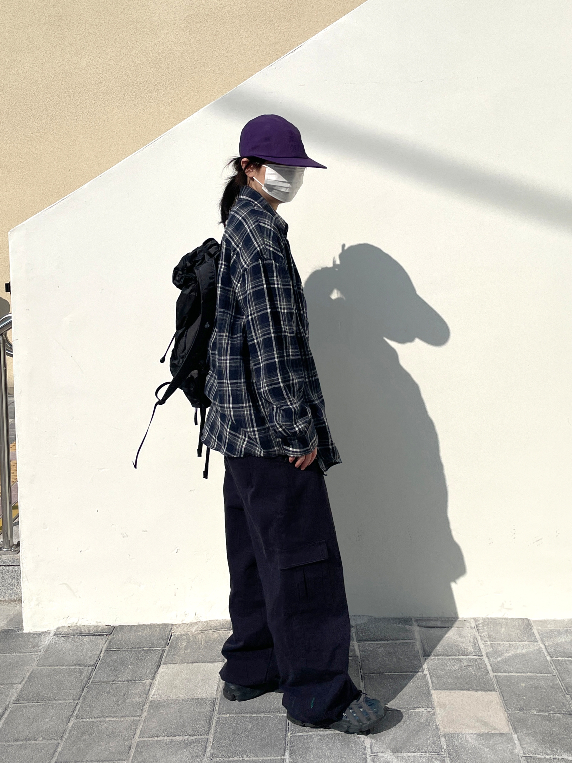 Adidas Orketro Bright Blue Carbon Black, Montbell Versalite Pack 20 Backpack Gunmetal Dark Gray 착용 스타일 - 6