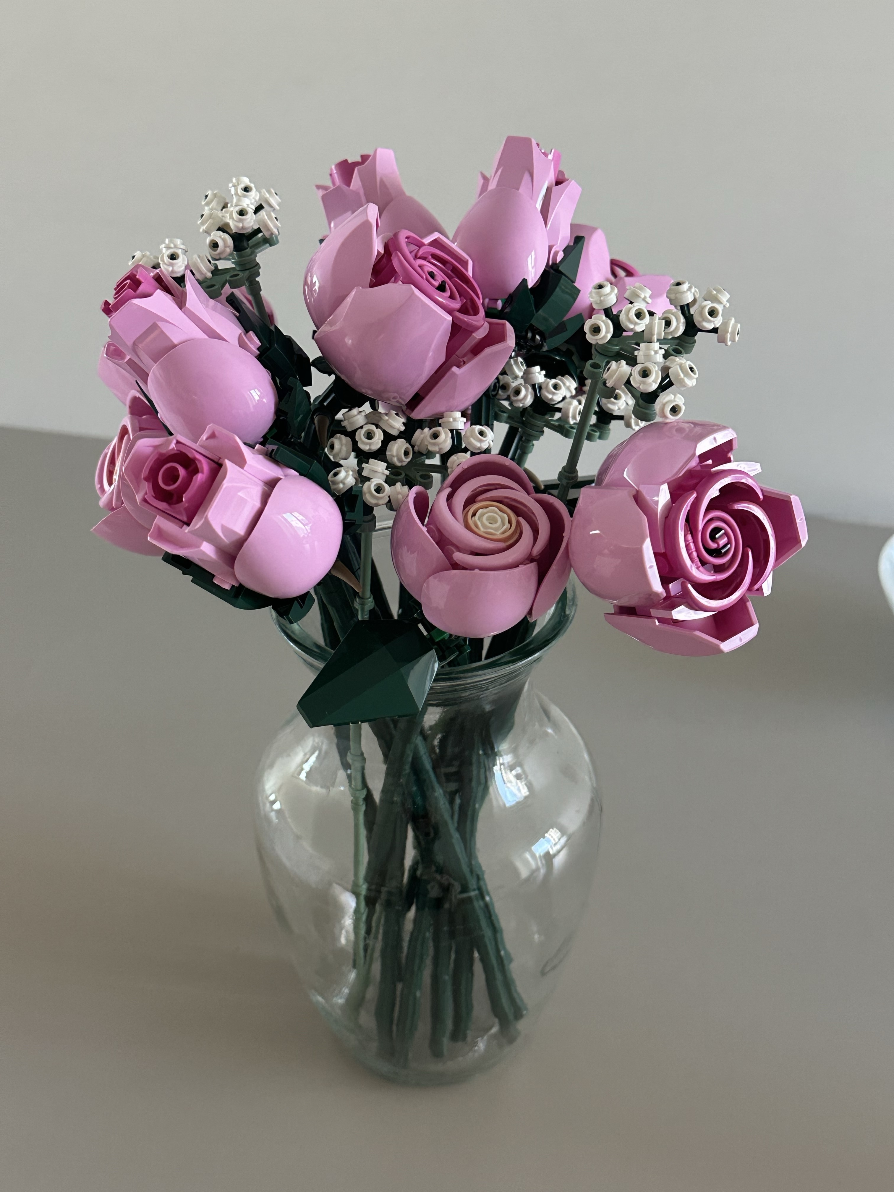 Lego Bouquet of Pink Roses 착용 스타일 - 1