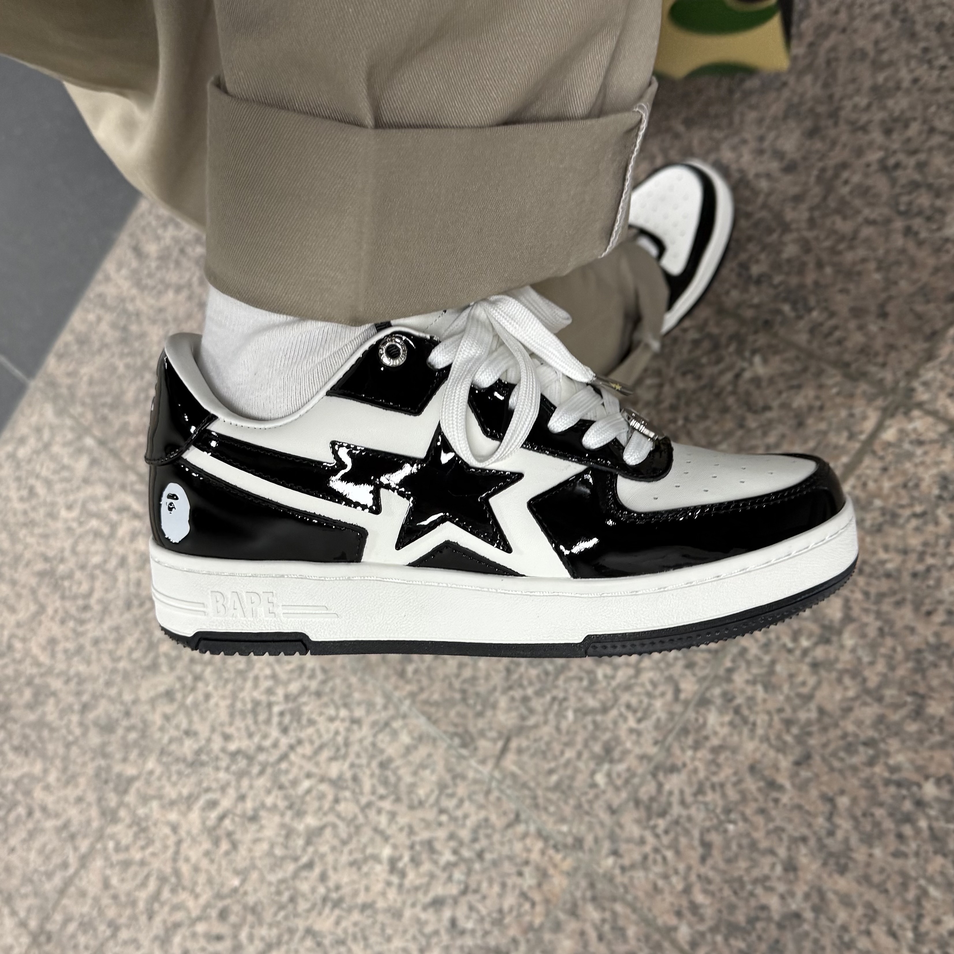 BAPE Sta Icon #1 Black 착용 스타일 - 3