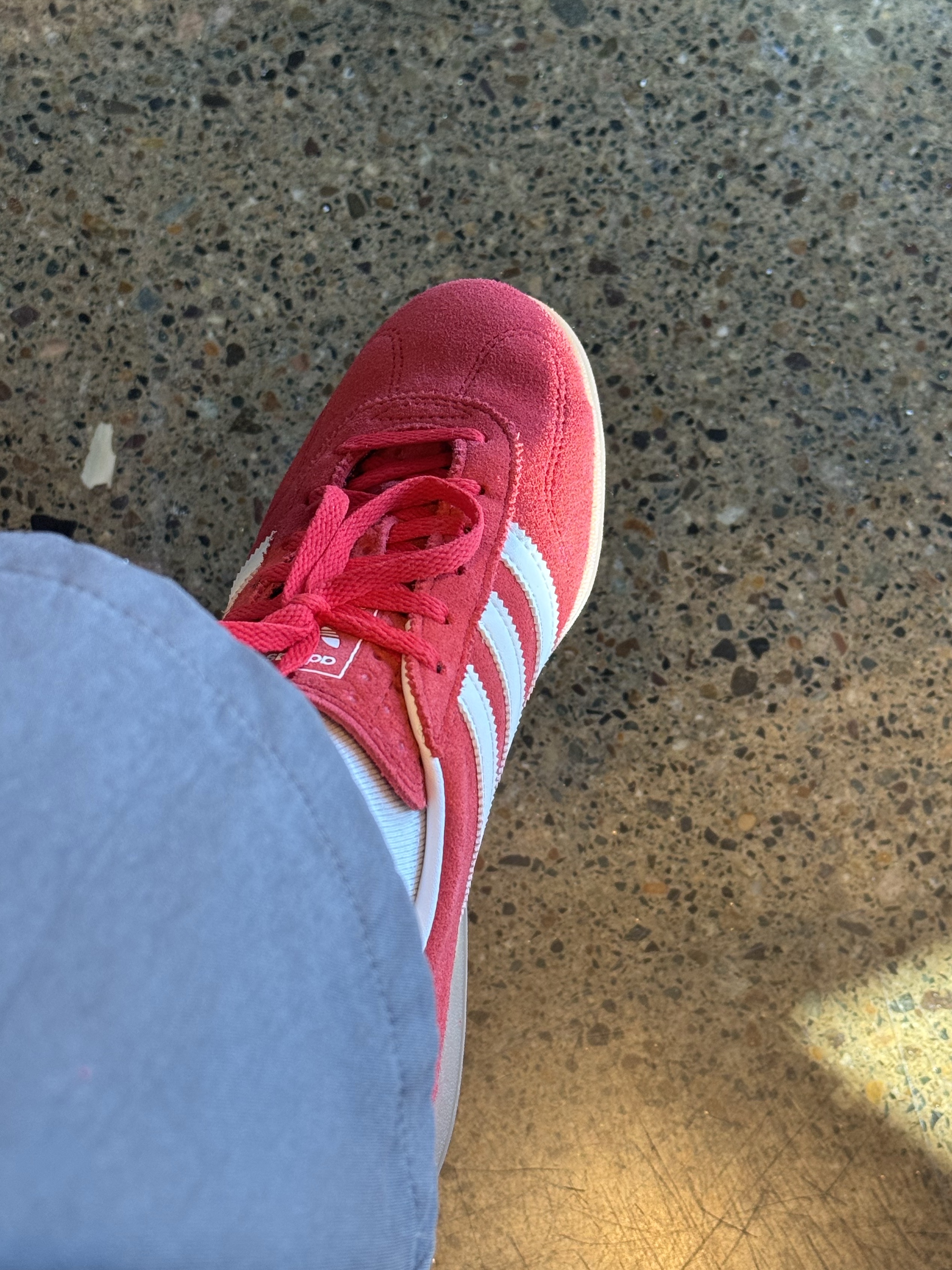 (W) Adidas Gazelle Lo Pro Better Scarlet Cloud White 착용 스타일