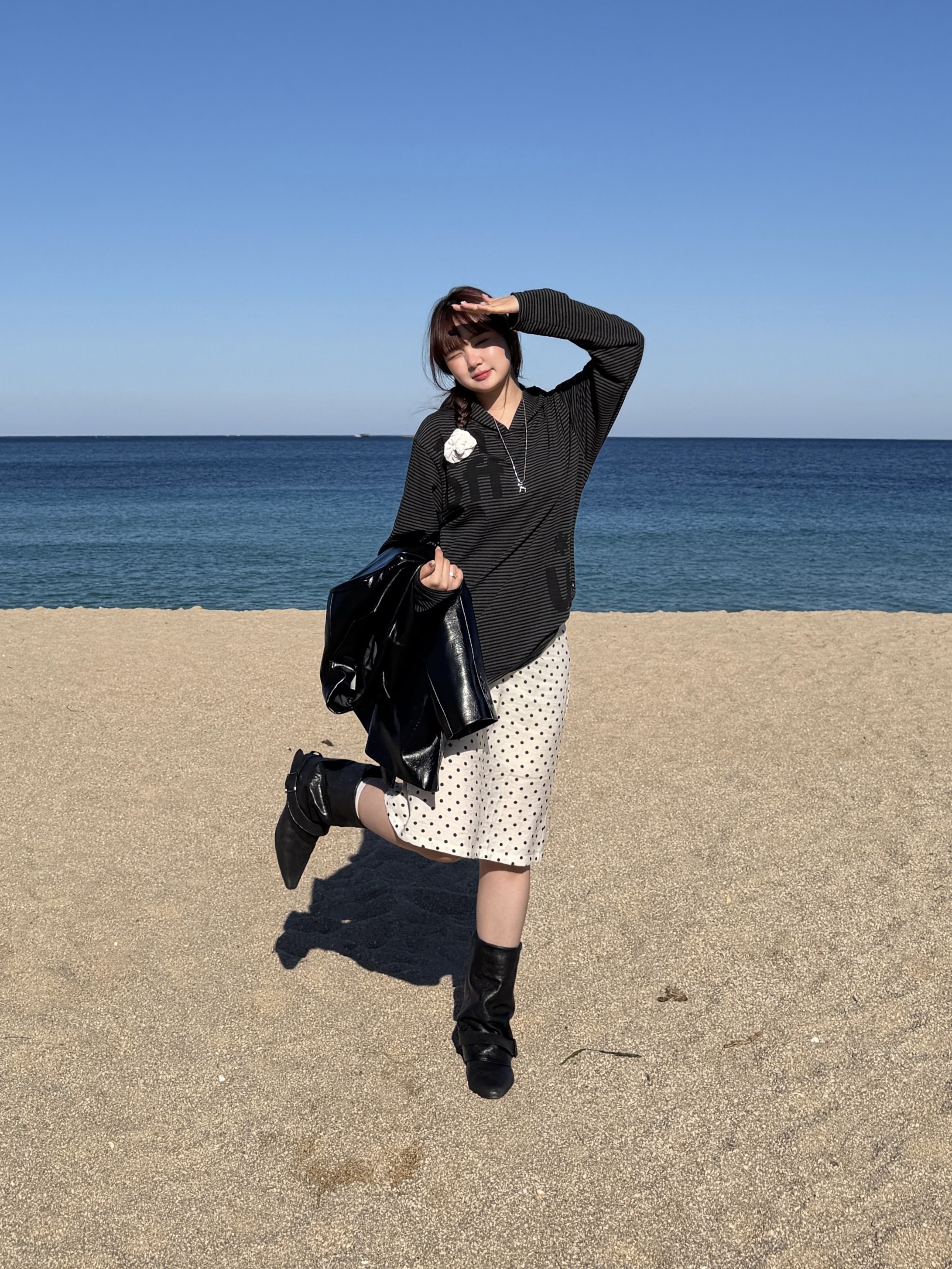 THIRSTY CLUB White Polka Dot Skirt 착용 스타일 - 1