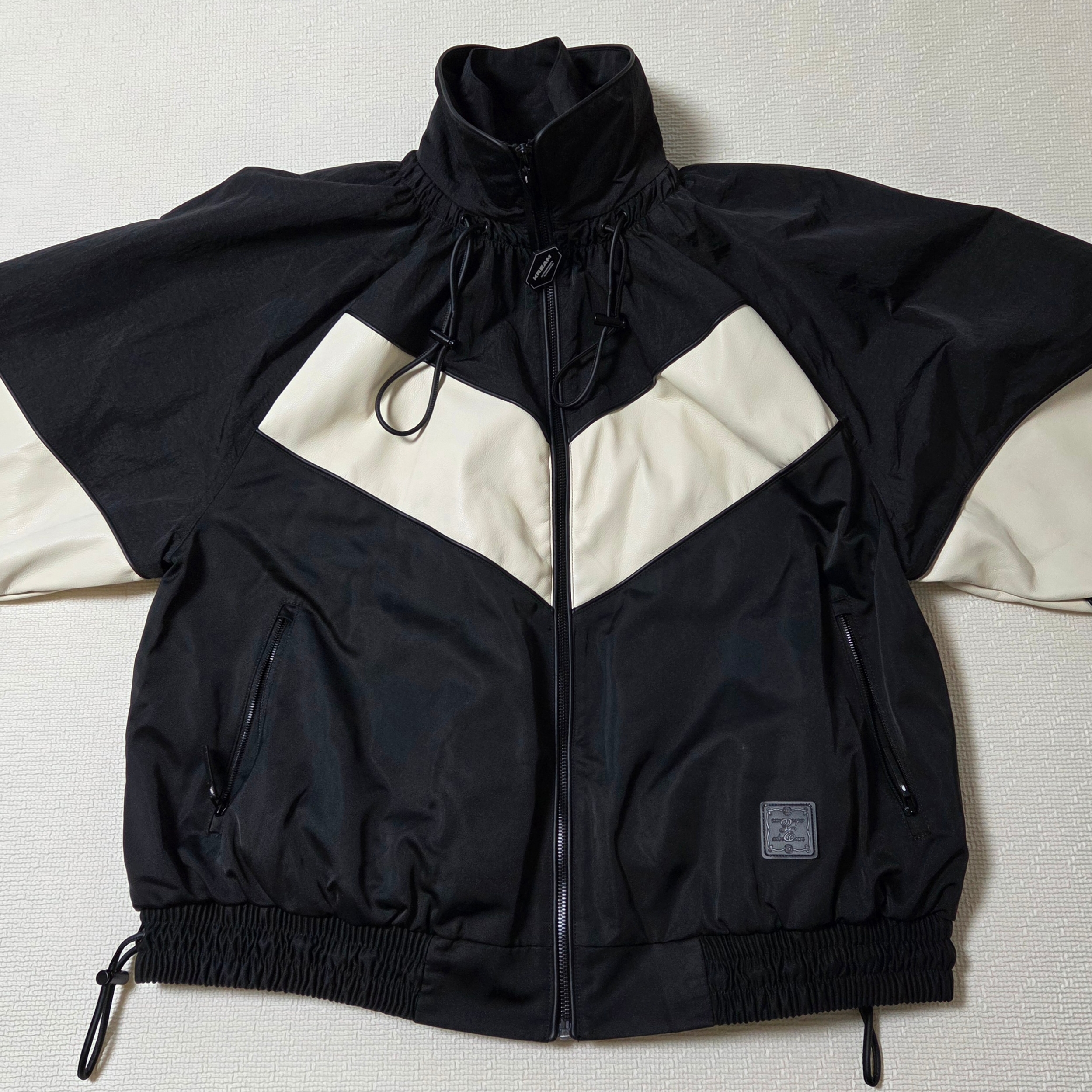 Ader Error Mem Jumper Noir 착용 스타일 - 1