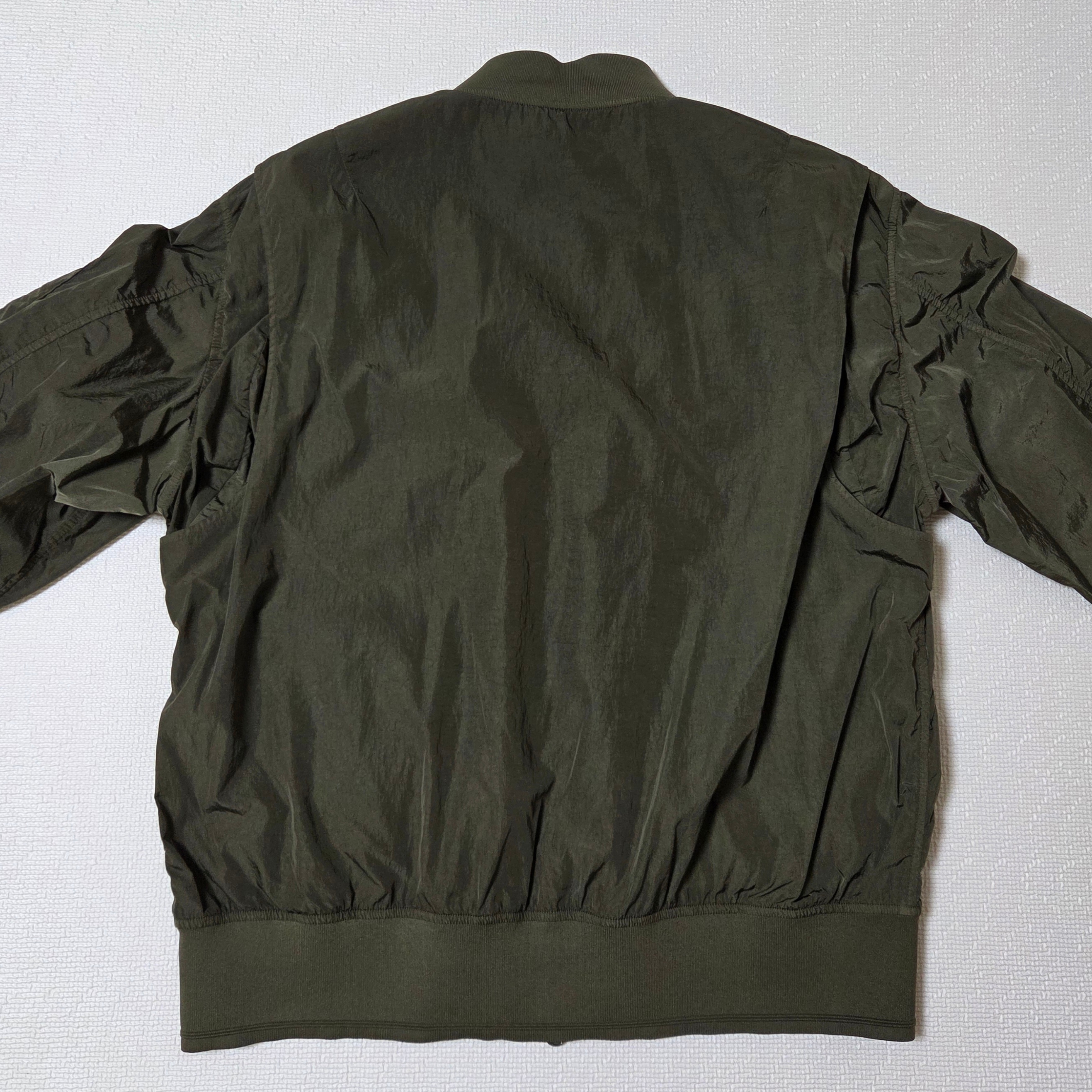 C.P. Company Chrome-R Multipocket Bomber Jacket Ivy Green - 25SS 착용 스타일 - 2