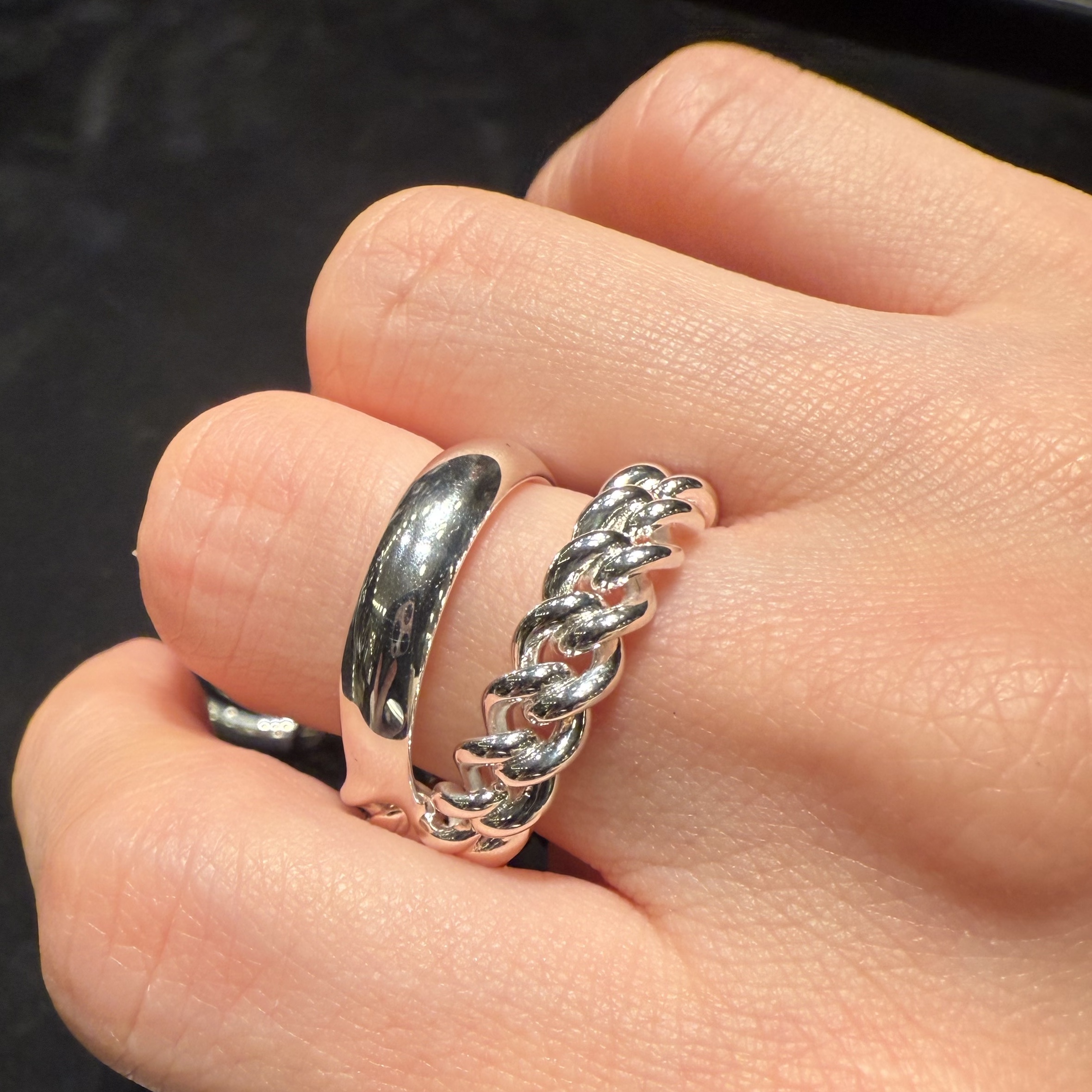 Hermes Medium Boucle Sellier Inflexible Ring Sterling Silver 착용 스타일