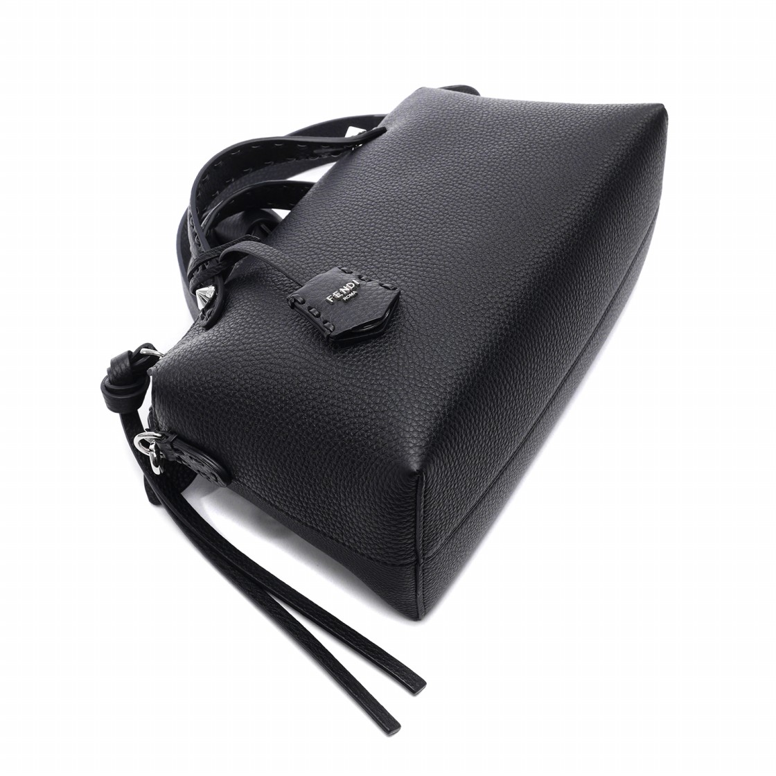 [15% 쿠폰] 펜디 바이 더 웨이 미디움 셀러리아백 블랙([15% 쿠폰] Fendi By The Way Medium Selleria Bag Black) - 5